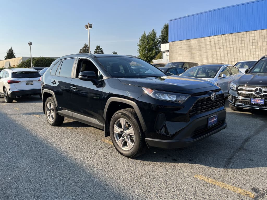 2022 Toyota RAV4 Hybrid LE AWD