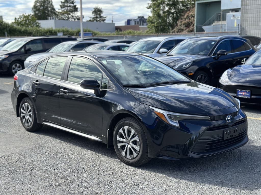 2024 Toyota Corolla LE 4dr Front Wheel Drive Sedan CVT