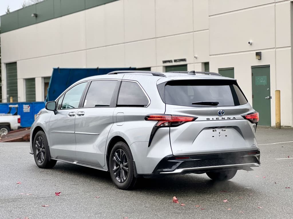 2024 Toyota Sienna XSE AWD