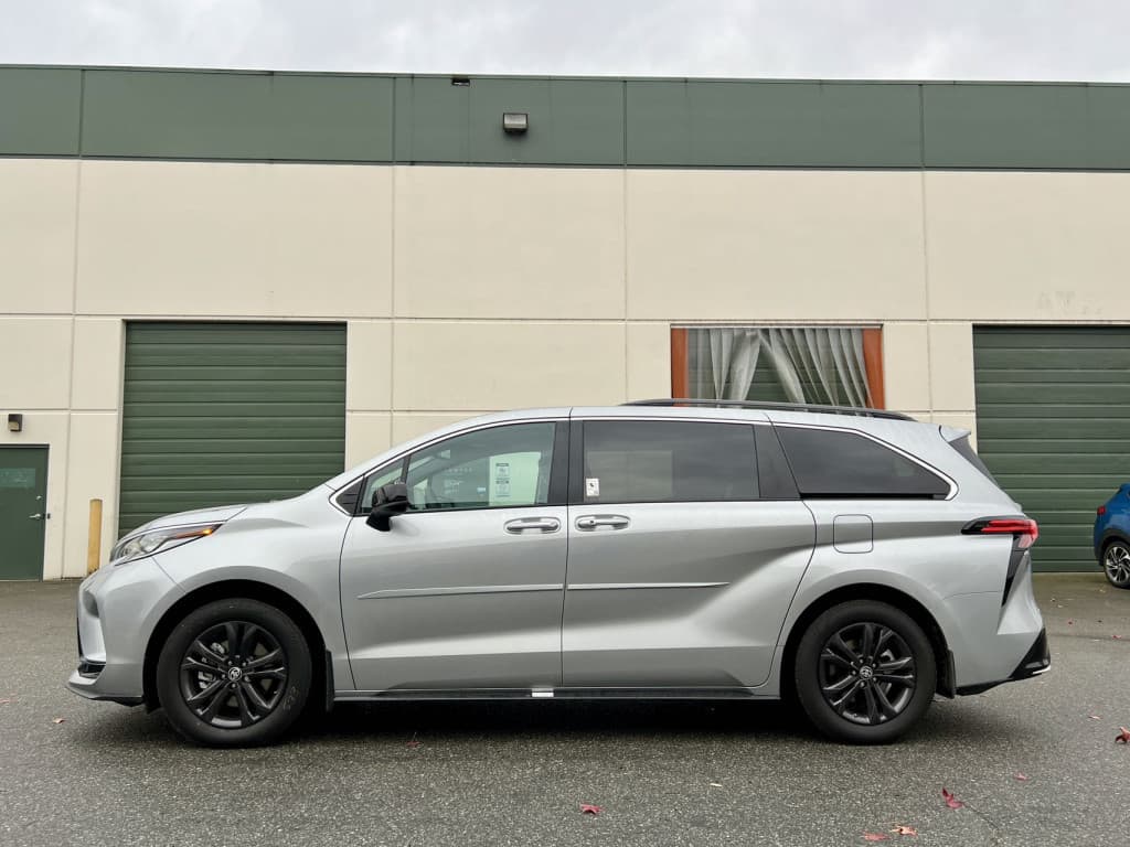 2024 Toyota Sienna XSE AWD