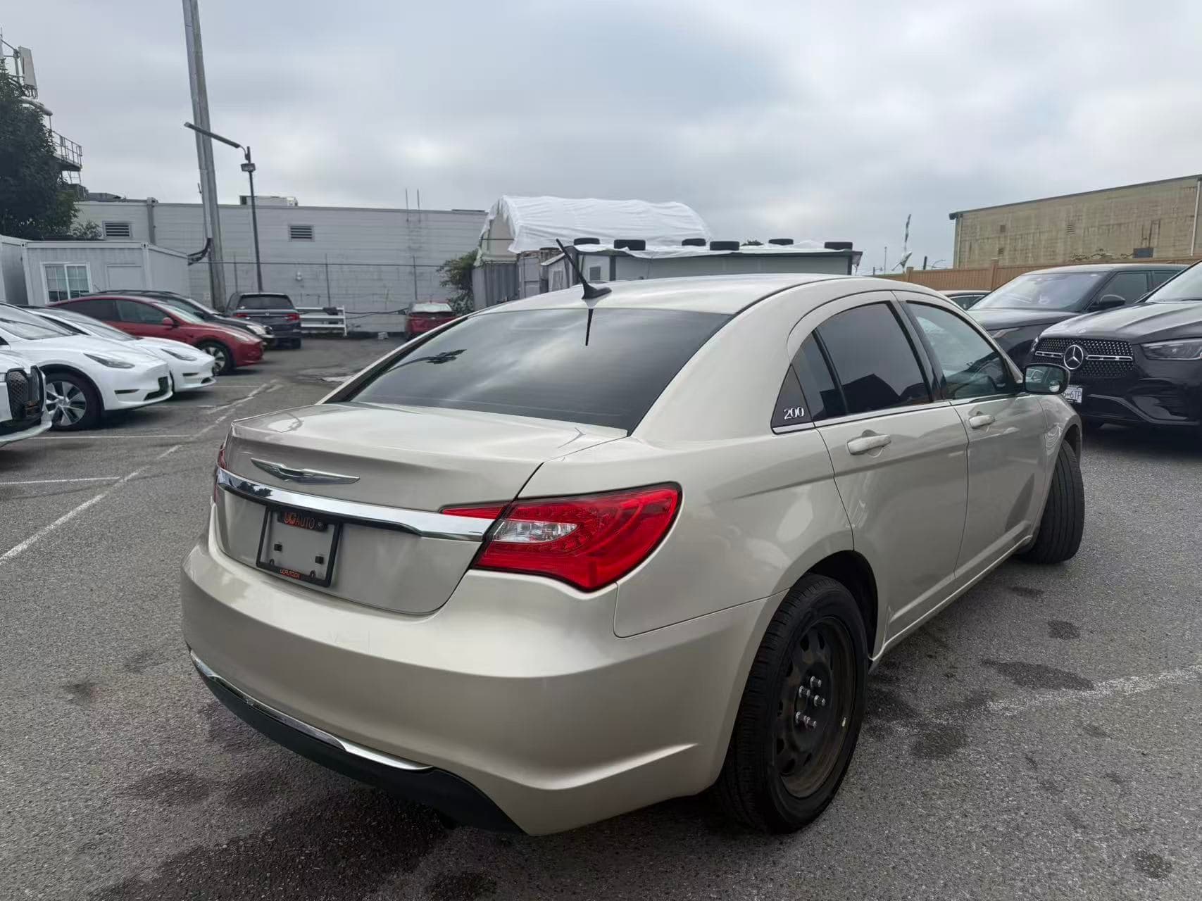 2013 Chrysler 200 4dr Sdn LX No Accidents, BC Local