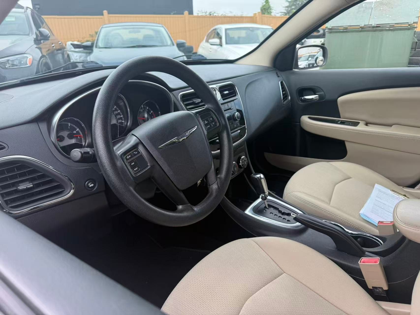 2013 Chrysler 200 4dr Sdn LX No Accidents, BC Local
