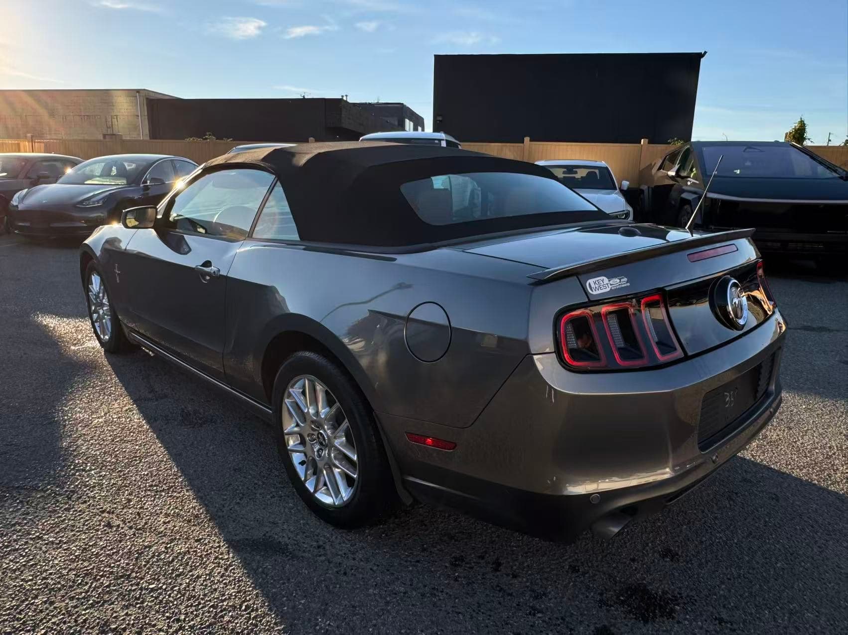 2014 Ford Mustang 2dr Conv V6 Premium
