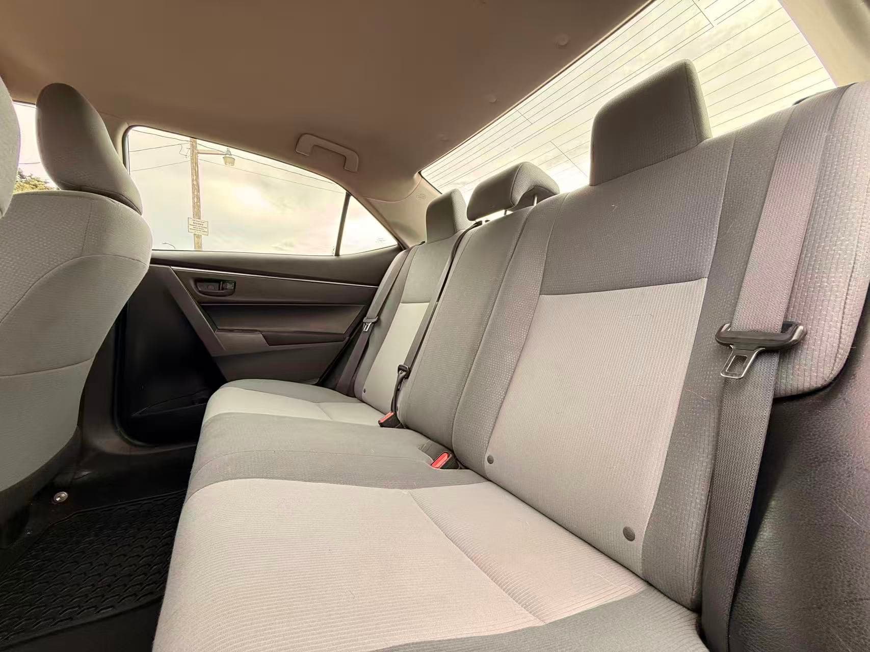 2014 Toyota Corolla AUTO/ CLEAN TITLE/ BC LOCAL