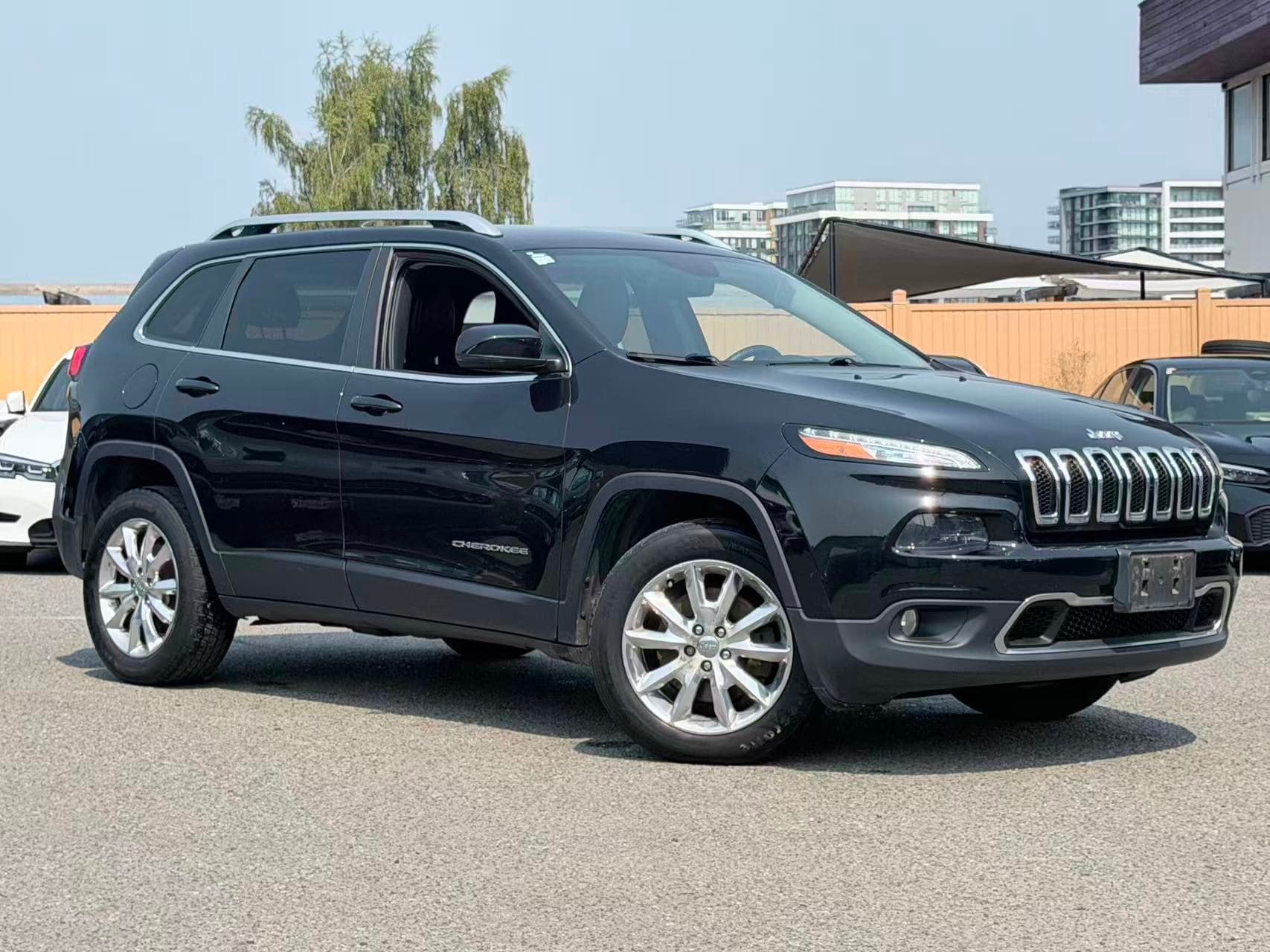 2015 Jeep Cherokee 4WD Limited/ NO ACCIDENT/ BC LOCAL