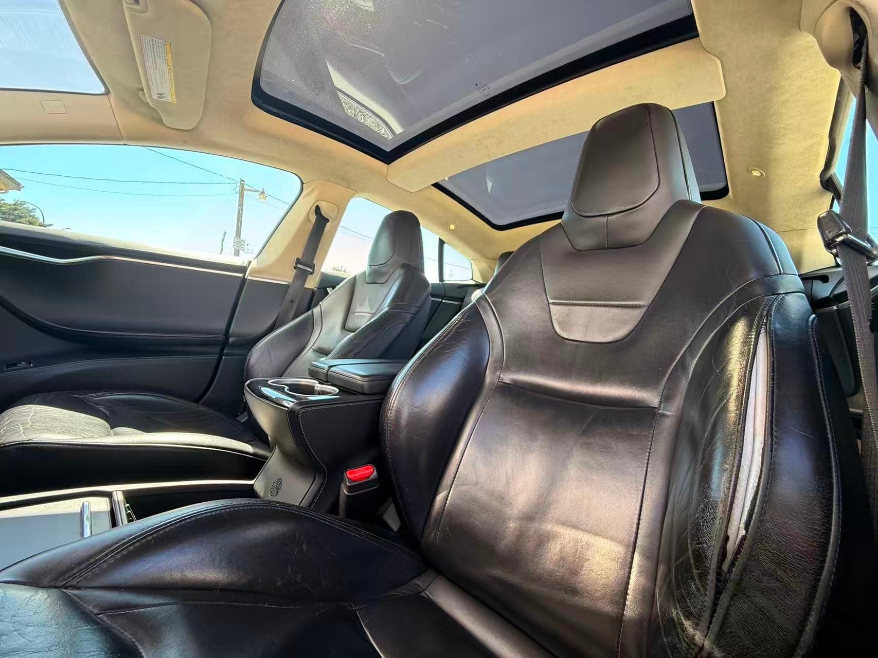 2015 Tesla Model S AWD 85D/ CLEAN TITLE/ BC LOCAL