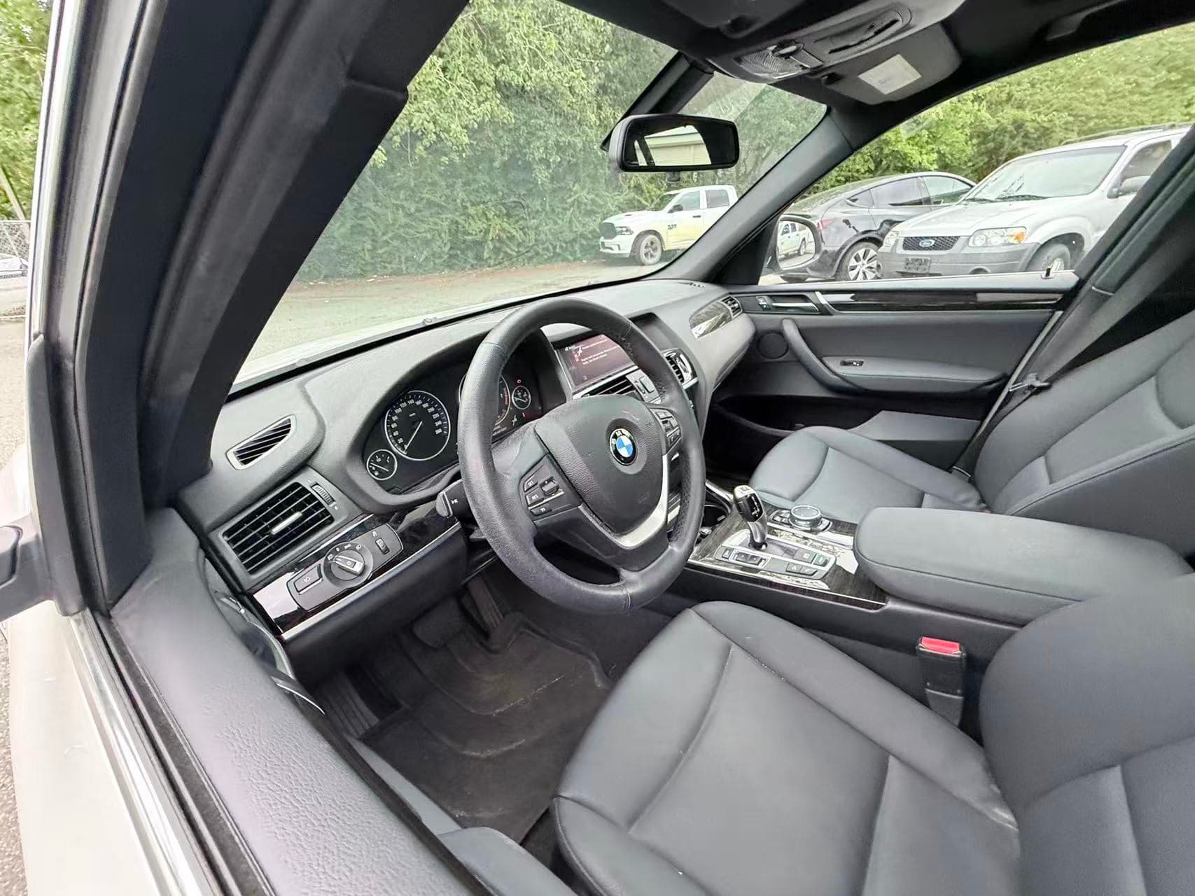 2016 BMW X3 AWD xDrive28i/ CLEAN TITLE/ BC LOCAL/ LOW KM