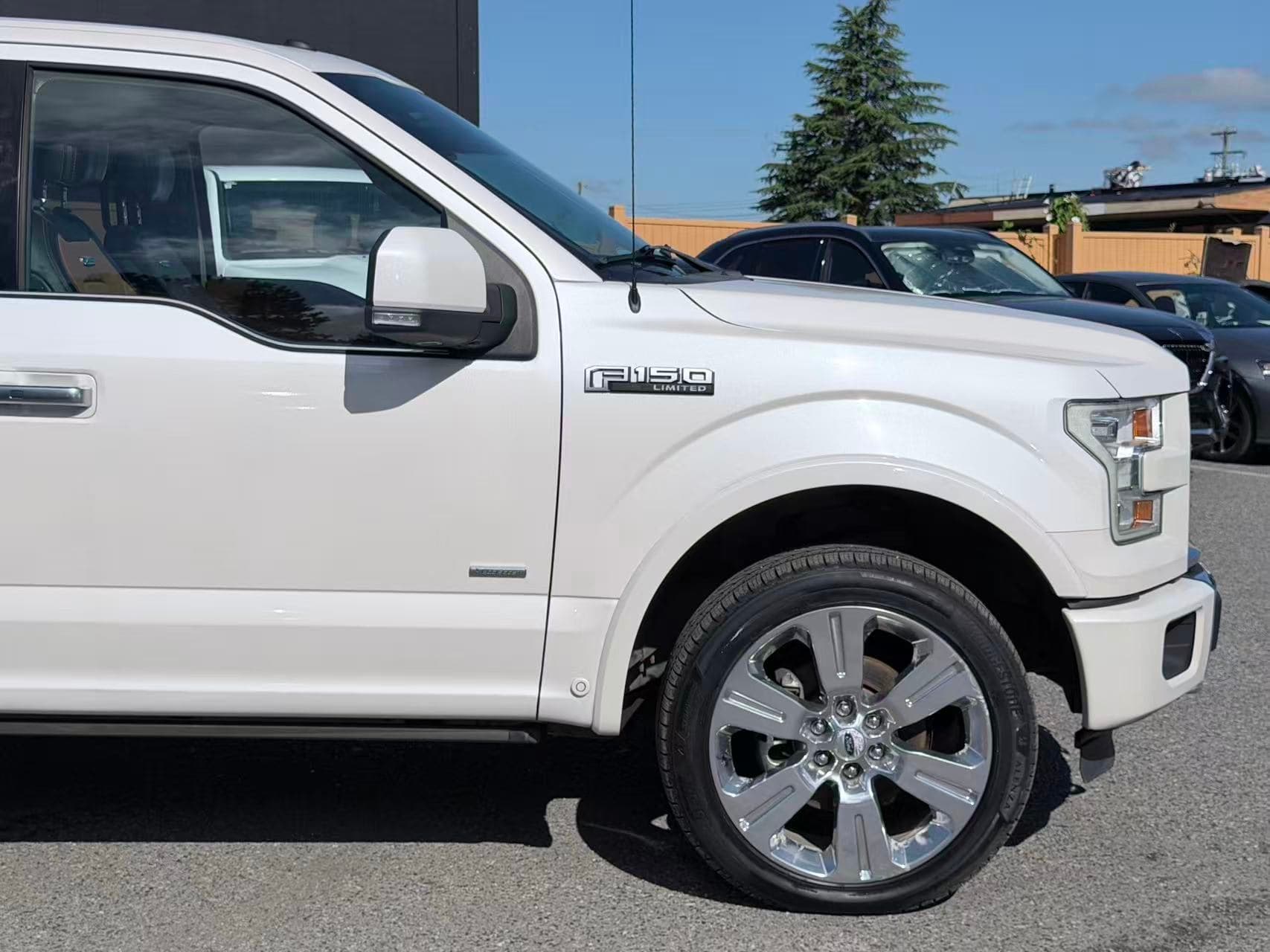 2016 Ford F150 4WD SuperCrew 145" Limited/ NO ACCIDENT/ BC LOCAL/ LOW KM