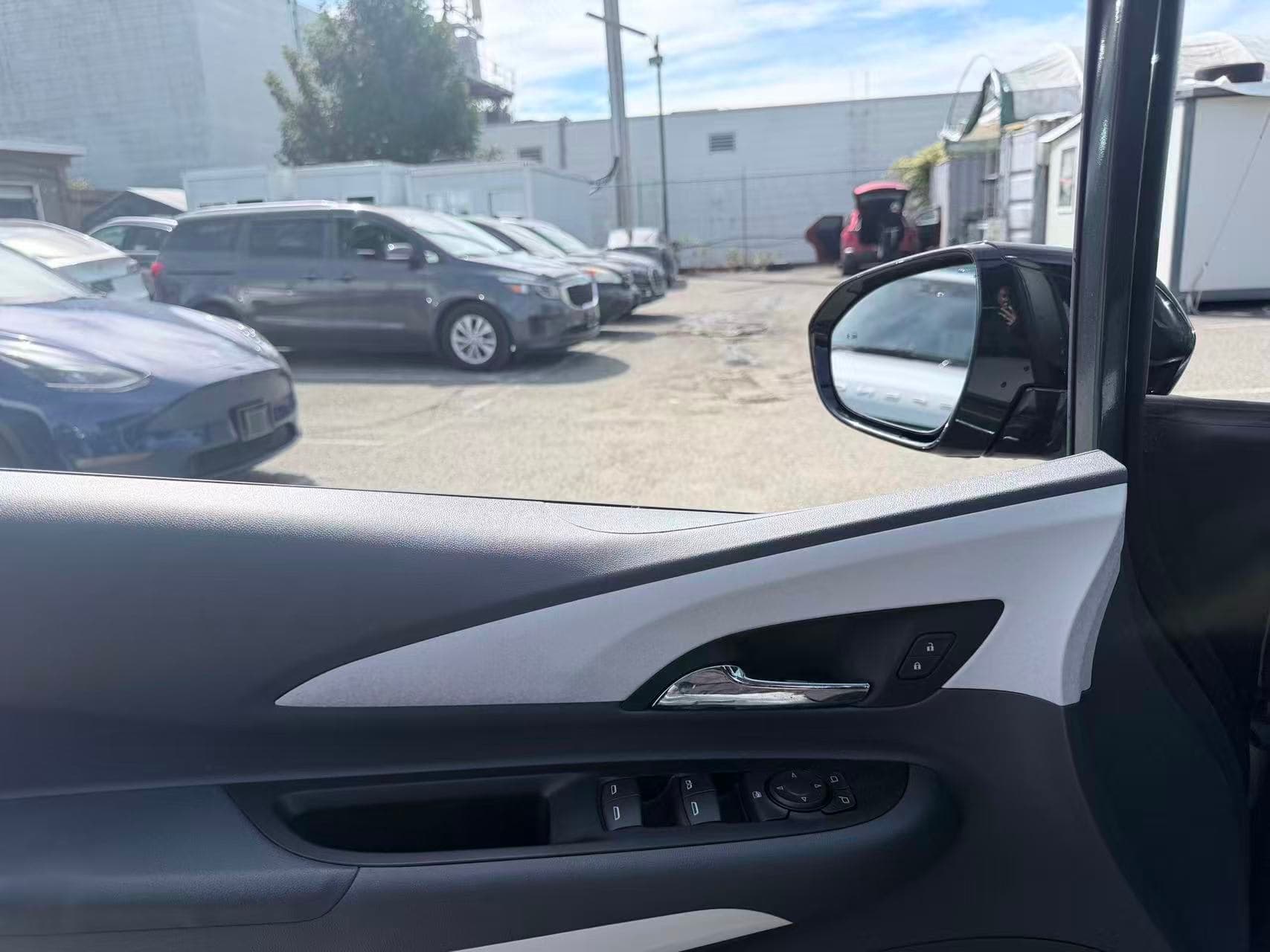 2017 Chevrolet Bolt EV LT/ CLEAN TITLE/ BC LOCAL