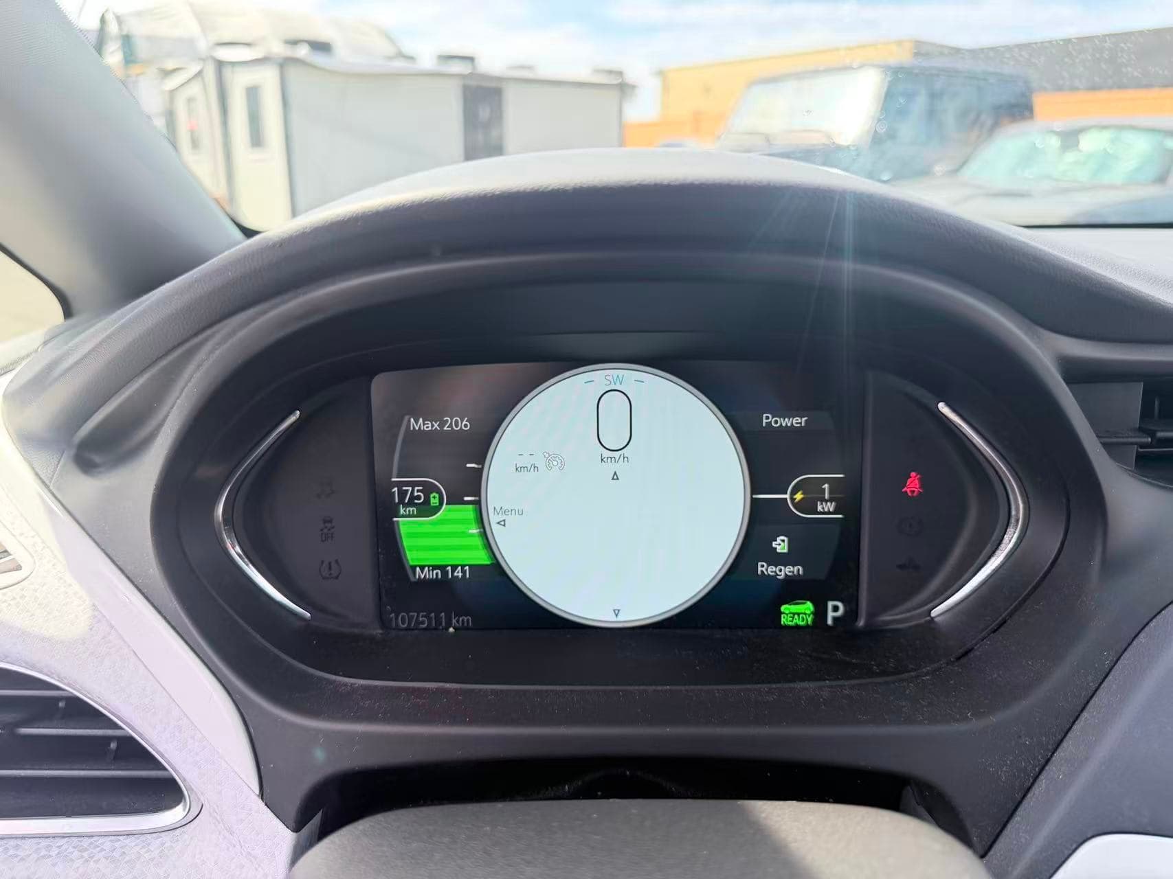 2017 Chevrolet Bolt EV LT/ CLEAN TITLE/ BC LOCAL