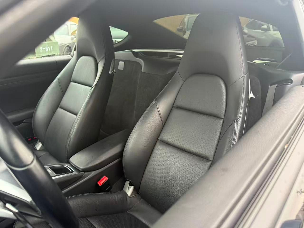 2017 Porsche 718 Cayman 2dr Cpe NO ACCIDENT