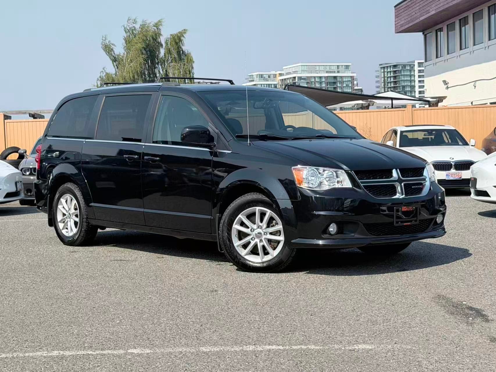 2018 Dodge Grand Caravan SXT Premium Plus/ CLEAN TITLE/ BC LOCAL/ ONE OWNER