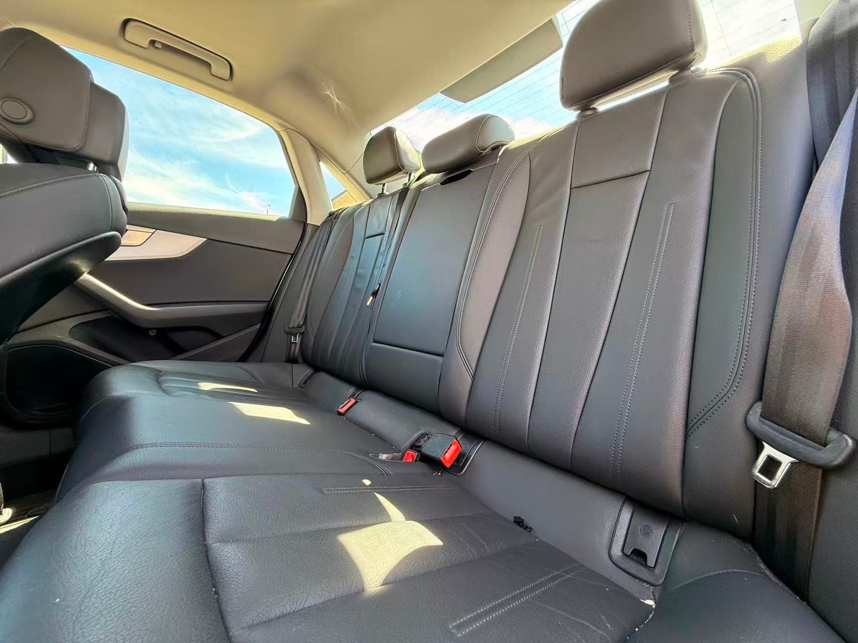 2019 Audi A4 Komfort 45 TFSI quattro/ CLEAN TITLE