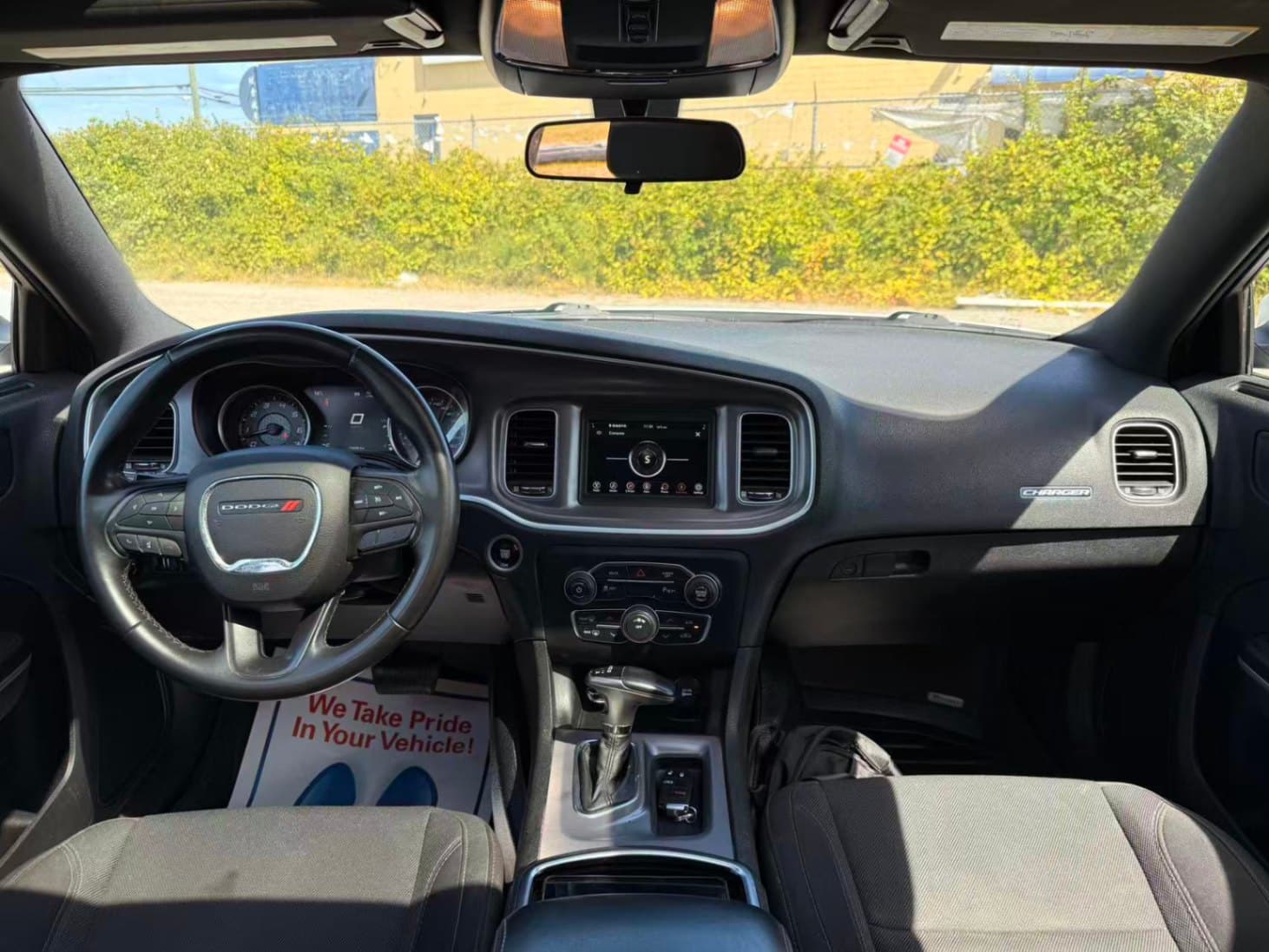 2019 Dodge Charger SXT RWD/ CLEAN TITLE/ POWER SUNROOF