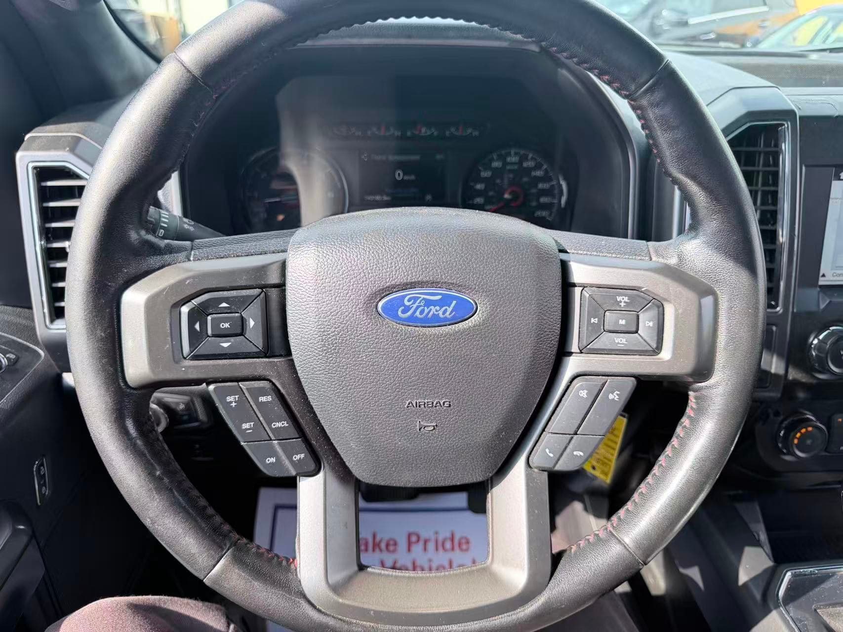 2019 Ford F150 XLT 4WD SuperCrew 5.5' Box/ CLEAN TITLE/ BC LOCAL