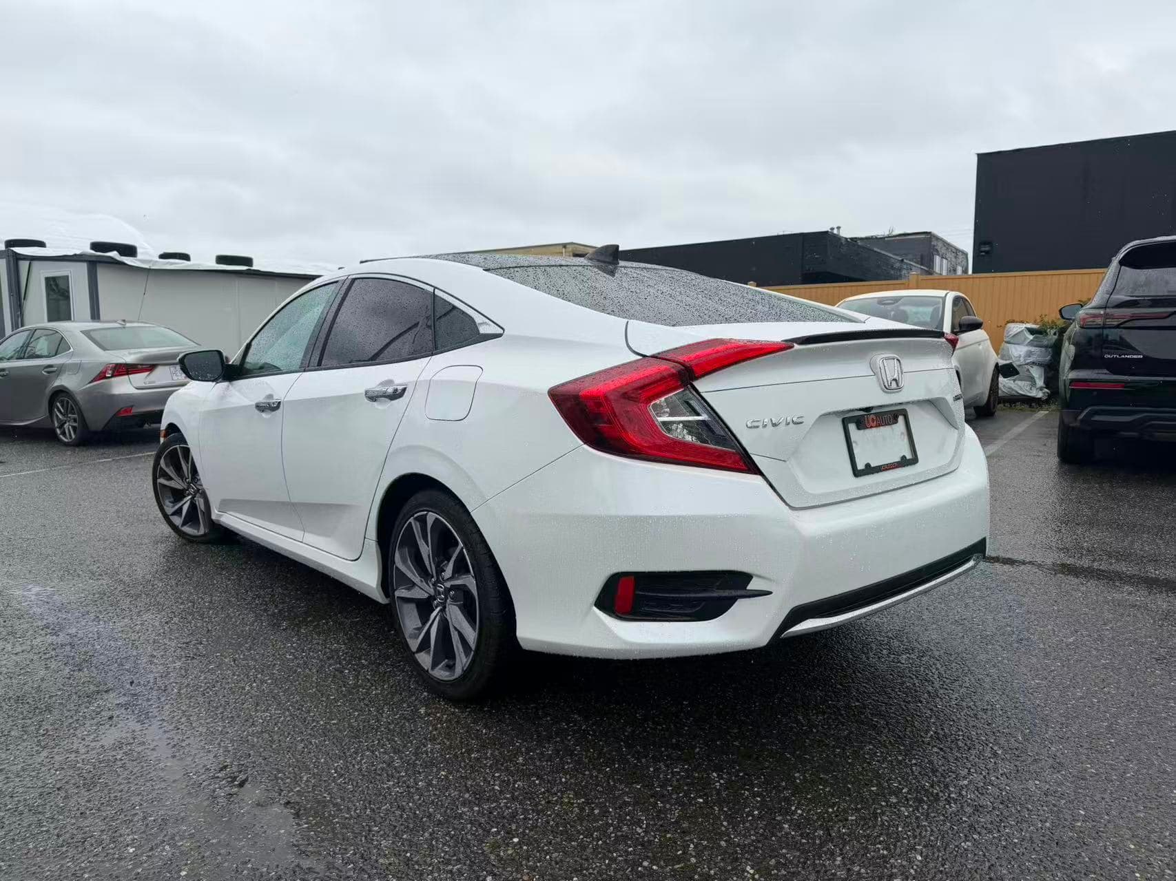 2019 Honda Civic TOURING/ CLEAN TITLE/ BC LOCAL