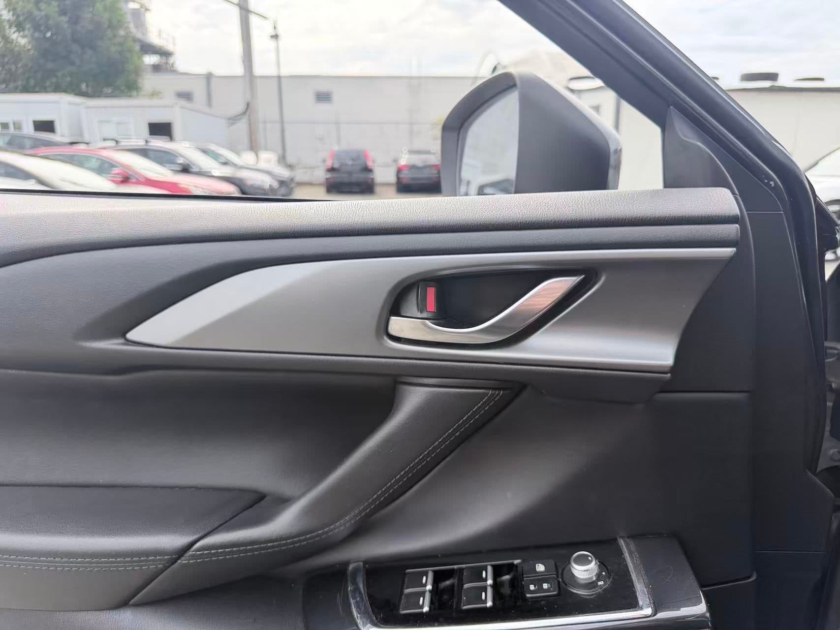 2019 Mazda CX-9 GS-L AWD/ 7 SEATER/ CLEAN TITLE/ BC LOCAL