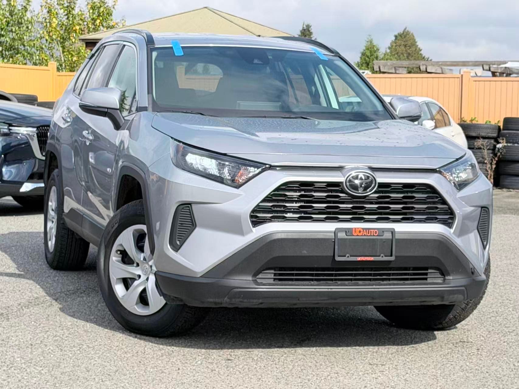 2020 Toyota RAV4 LE/ NO ACCIDENT/ HEATED SEATS