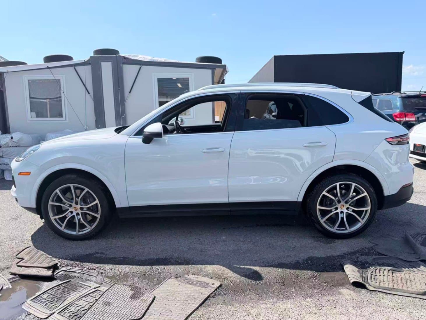 2021 Porsche Cayenne AWD/ PREMIUM PLUS/ CLEAN TITLE/ BC LOCAL