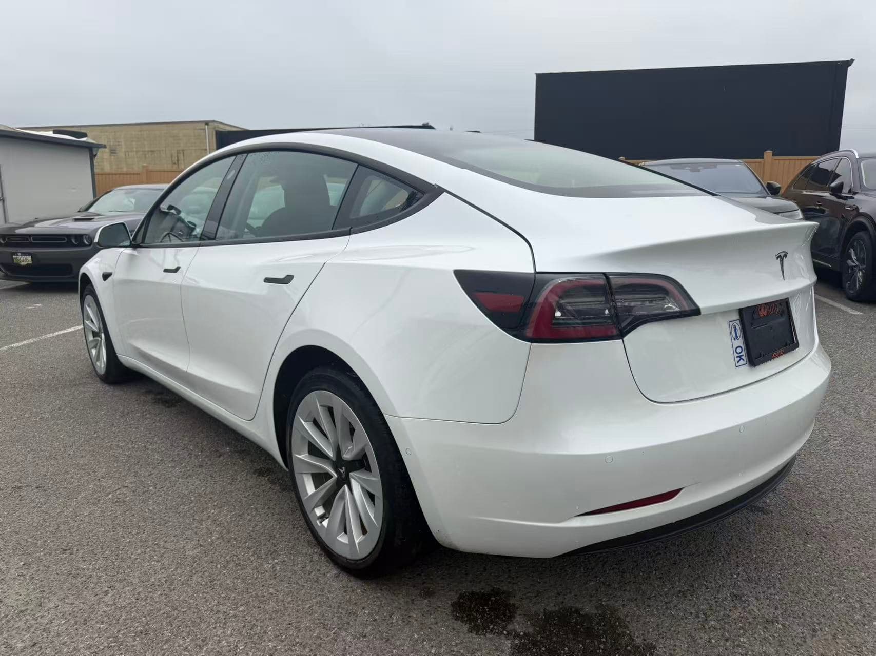 2021 Tesla Model 3 Standard Range Plus RWD CLEAN TITLE/BC LOCAL