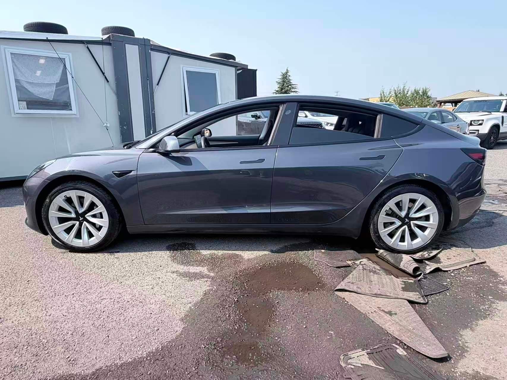 2021 Tesla Model 3 Standard Range Plus/ CLEAN TITLE/ BC LOCAL