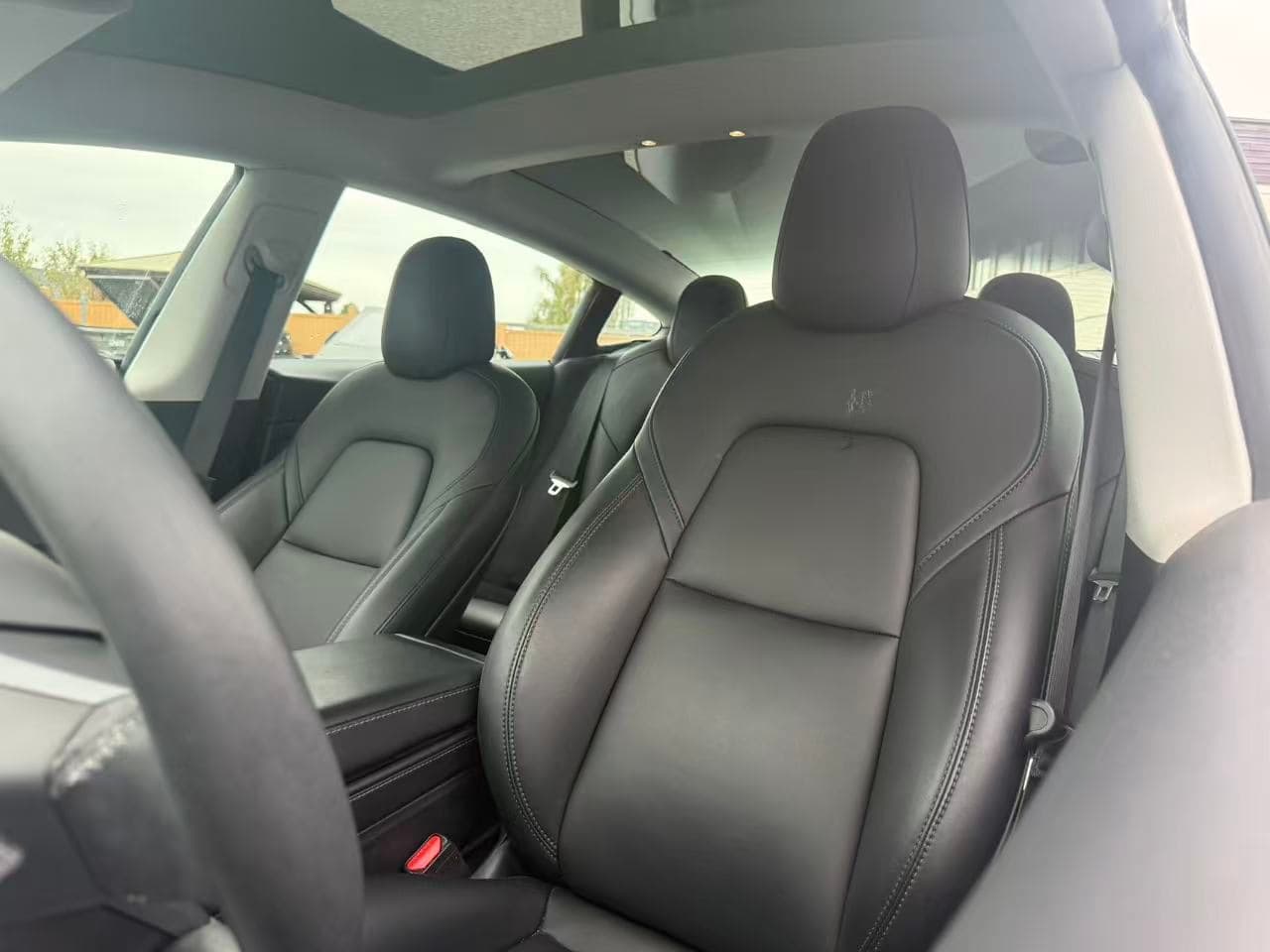 2021 Tesla Model 3 Standard Range Plus RWD CLEAN TITLE/BC LOCAL