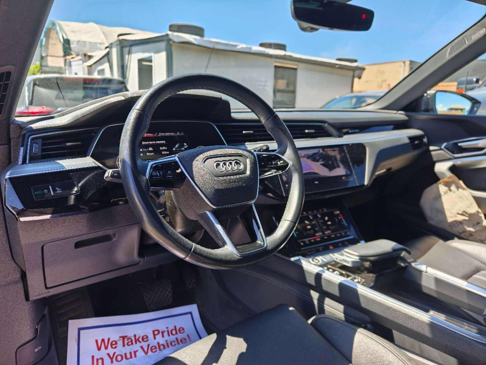 2022 Audi e-tron Technik quattro/ CLEAN TITLE/ BC LOCAL