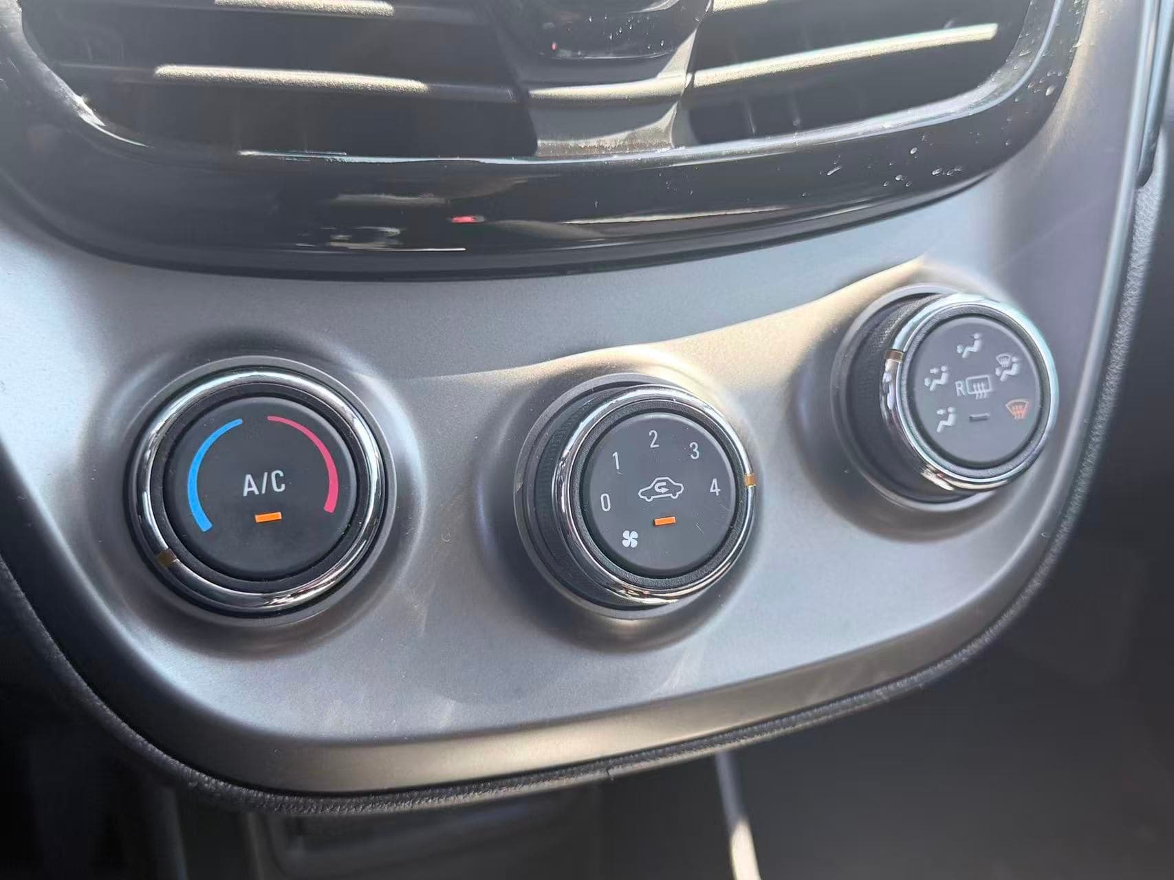 2022 Chevrolet Spark 1LT/ NO ACCIDENT/ BC LOCAL