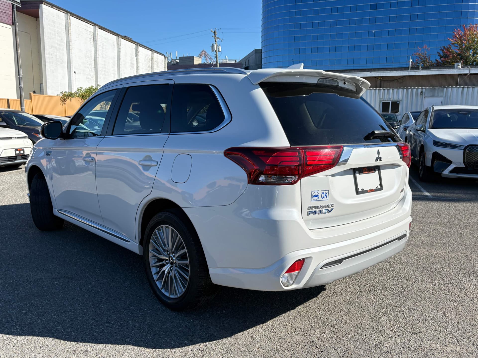 2022 Mitsubishi Outlander PHEV SE S-AWC NO ACCIDENTS/BC LOCAL CAR