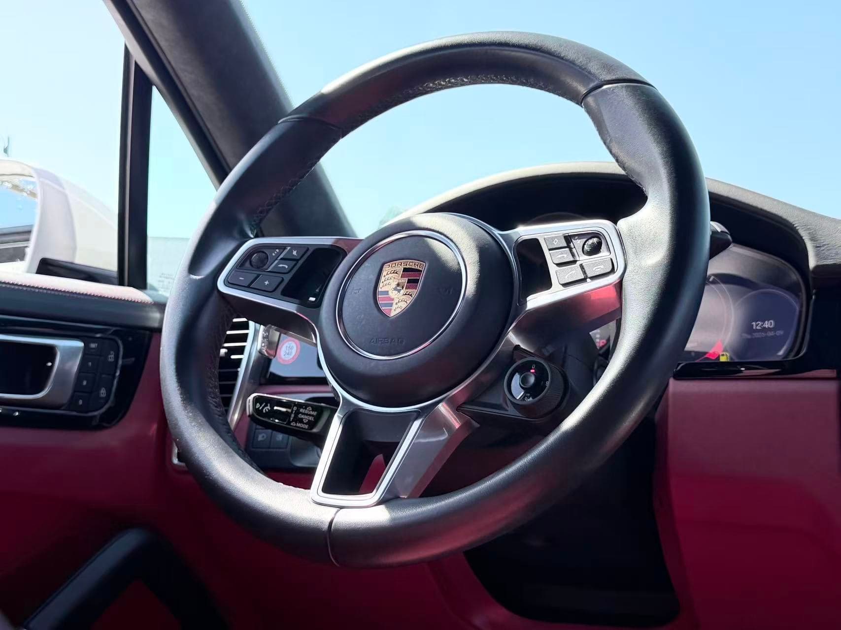 2023 Porsche Cayenne GTS AWD/ SPORT CHRONO/ NO ACCIDENT/ BC LOCAL