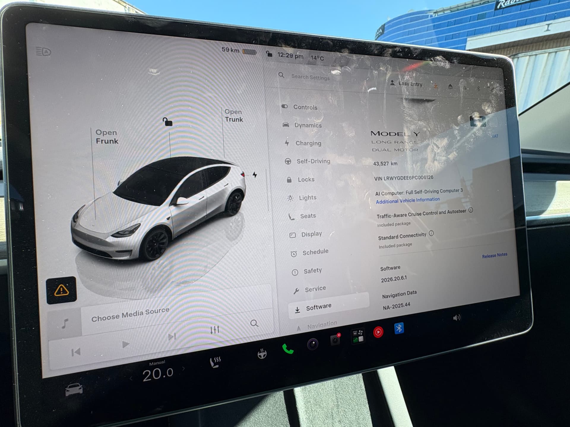 2023 Tesla Model Y Long Range AWD CLEAN TITLE/BC LOCAL CAR