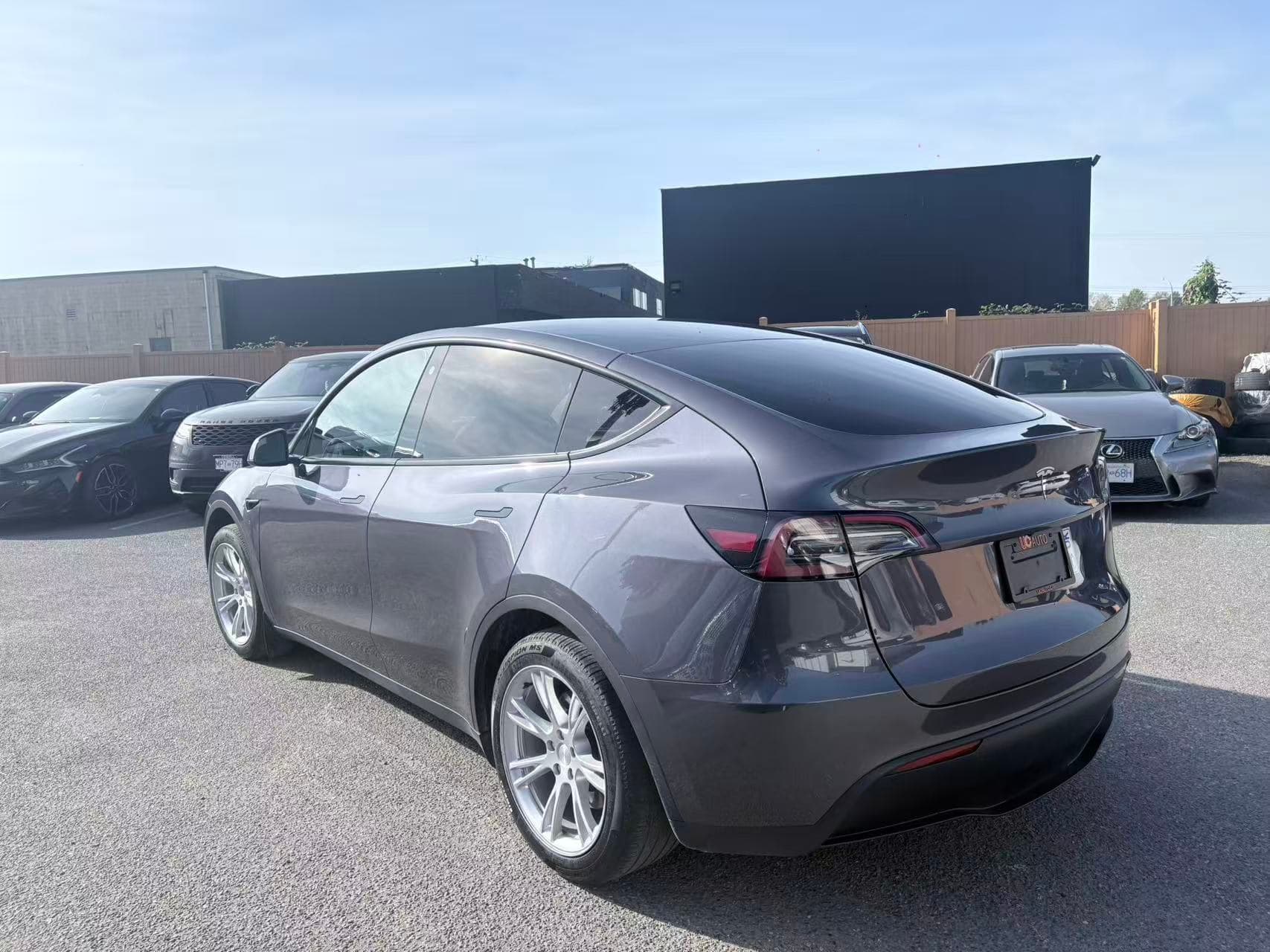 2023 Tesla Model Y RWD