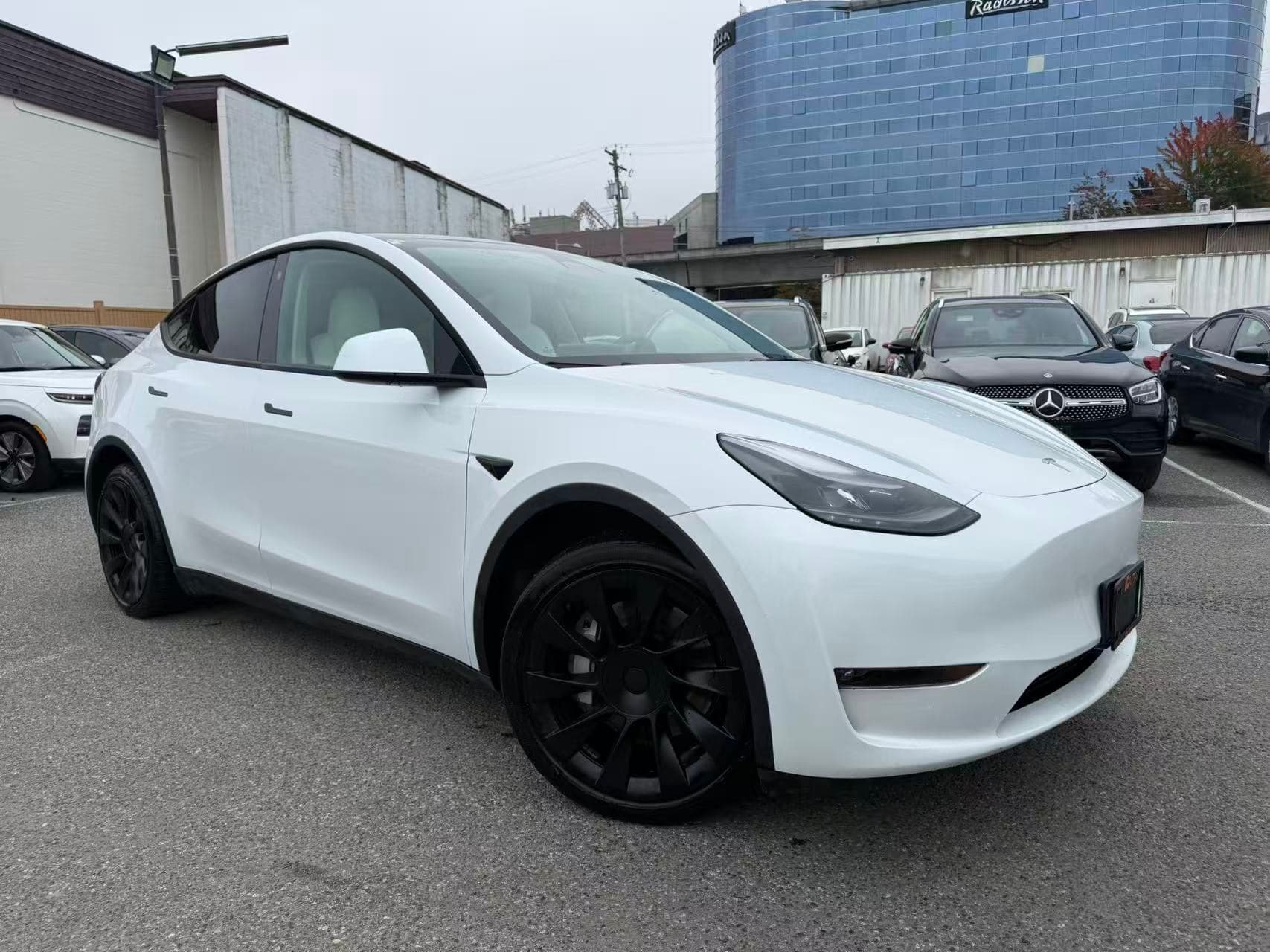 2023 Tesla Model Y Long Range AWD