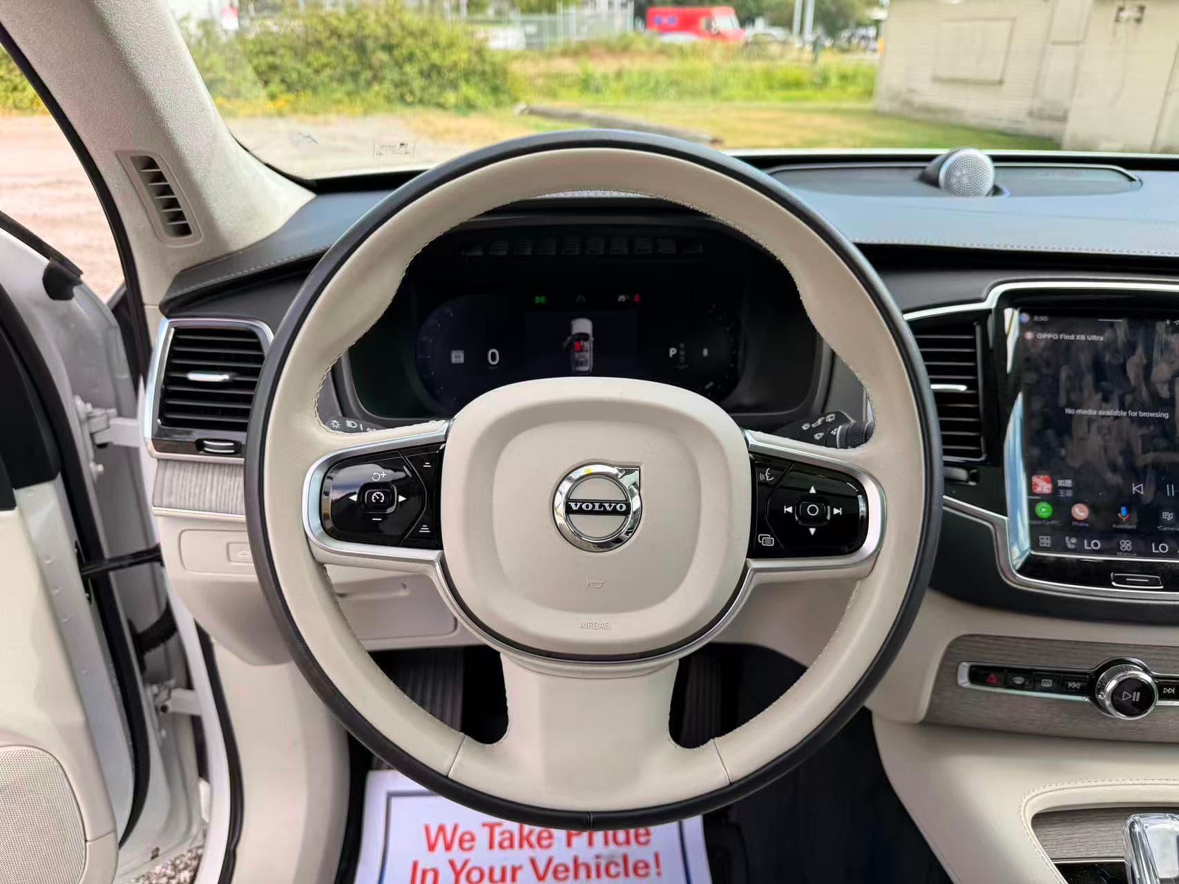 2023 Volvo XC90 Ultimate Dark Theme 7-Seater/ CLEAN TITLE/ EXTRA SET OF TIRE/ BOWER& WILKINS