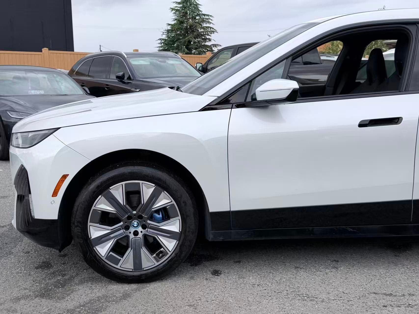 2024 BMW iX XDrive40 Sports Activity Vehicle/ NO ACCIDENT/ BC LOCAL