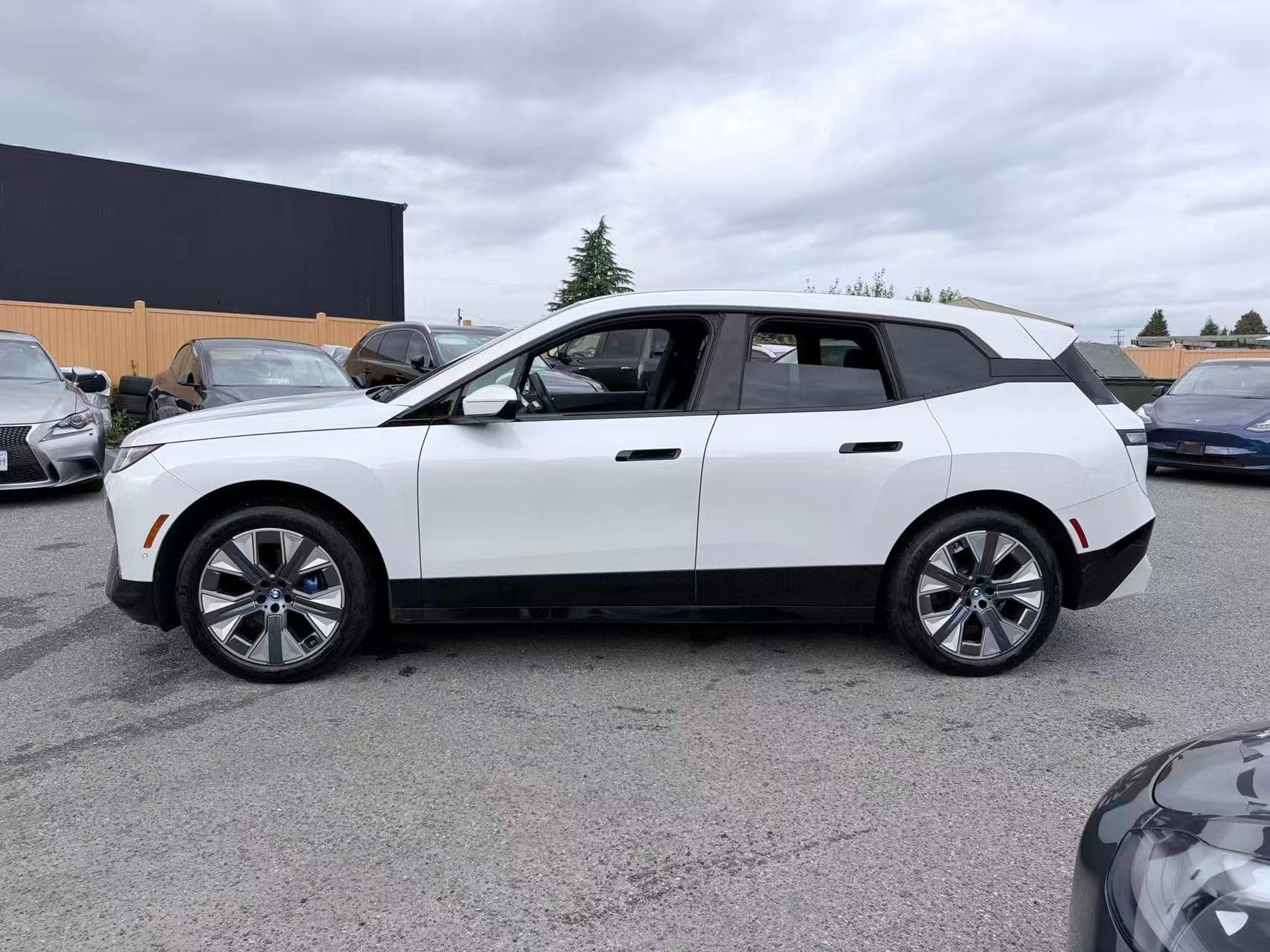 2024 BMW iX XDrive40 Sports Activity Vehicle/ NO ACCIDENT/ BC LOCAL