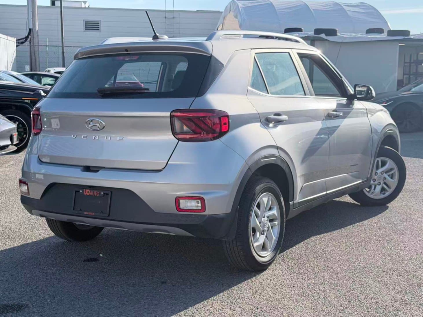 2024 Hyundai Venue Preferred IVT/ CLEAN TITLE/ BC LOCAL