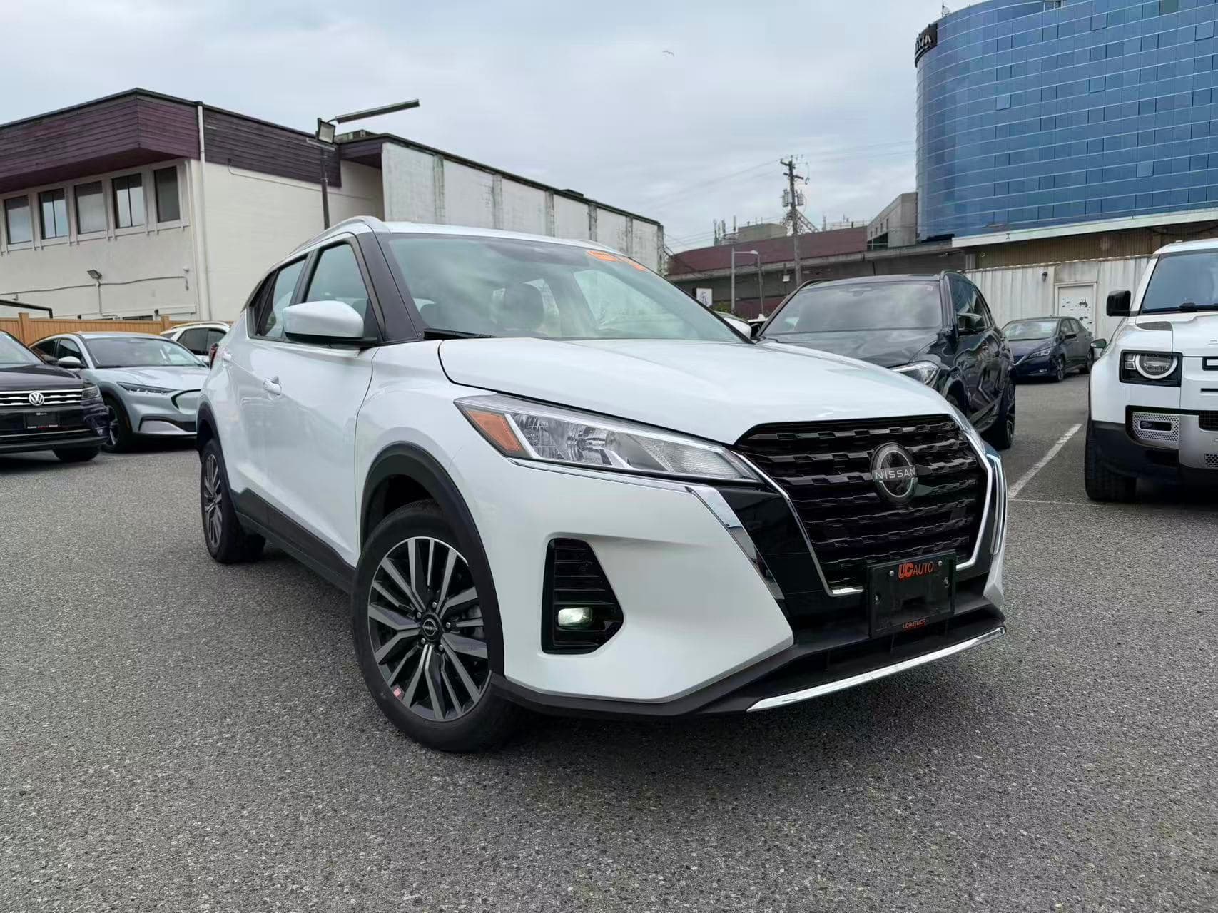 2025 Nissan Kicks Play SV/ NO ACCIDENT/BC LOCAL