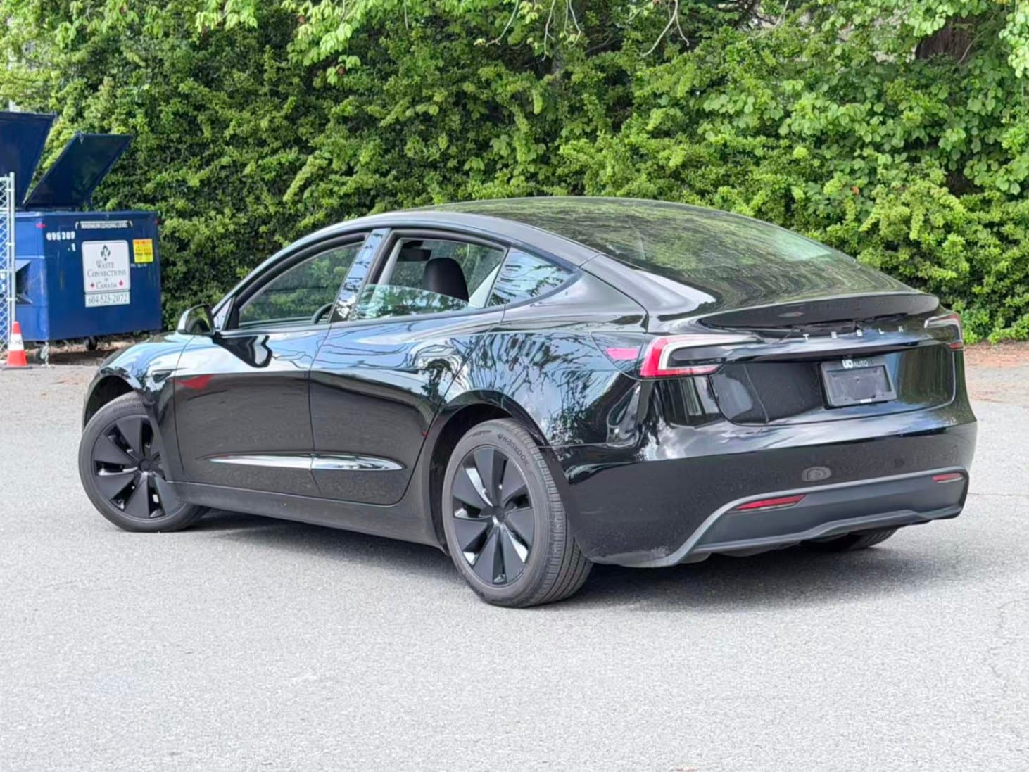 2025 Tesla Model 3 Premium LONG RANGE RWD/ NO ACCIDENT/ BC LOCAL/ ONE OWNER