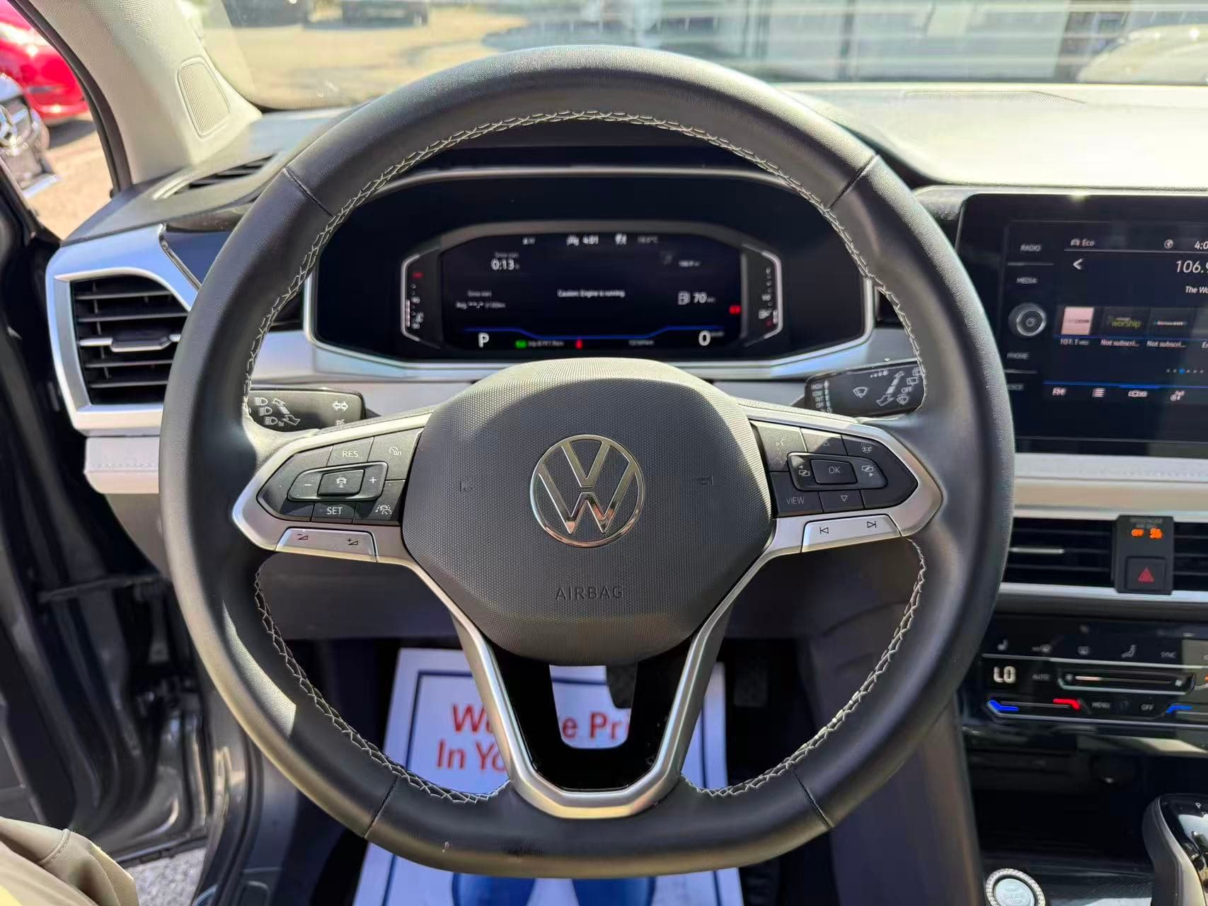 2025 Volkswagen Taos Comfortline 4MOTION/ NO ACCIDENT/ BC LOCAL