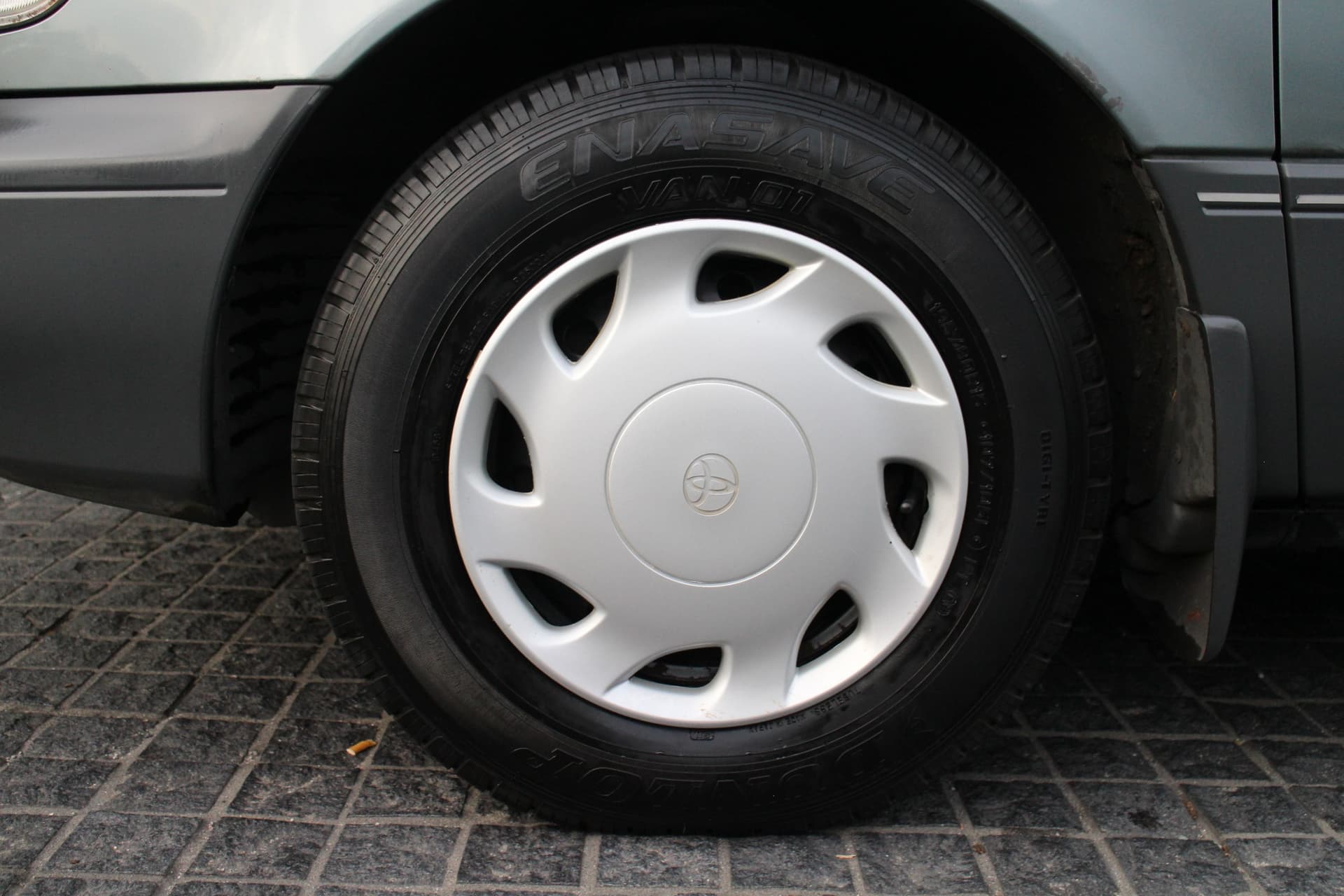 2000 Toyota Sienna 3dr CE