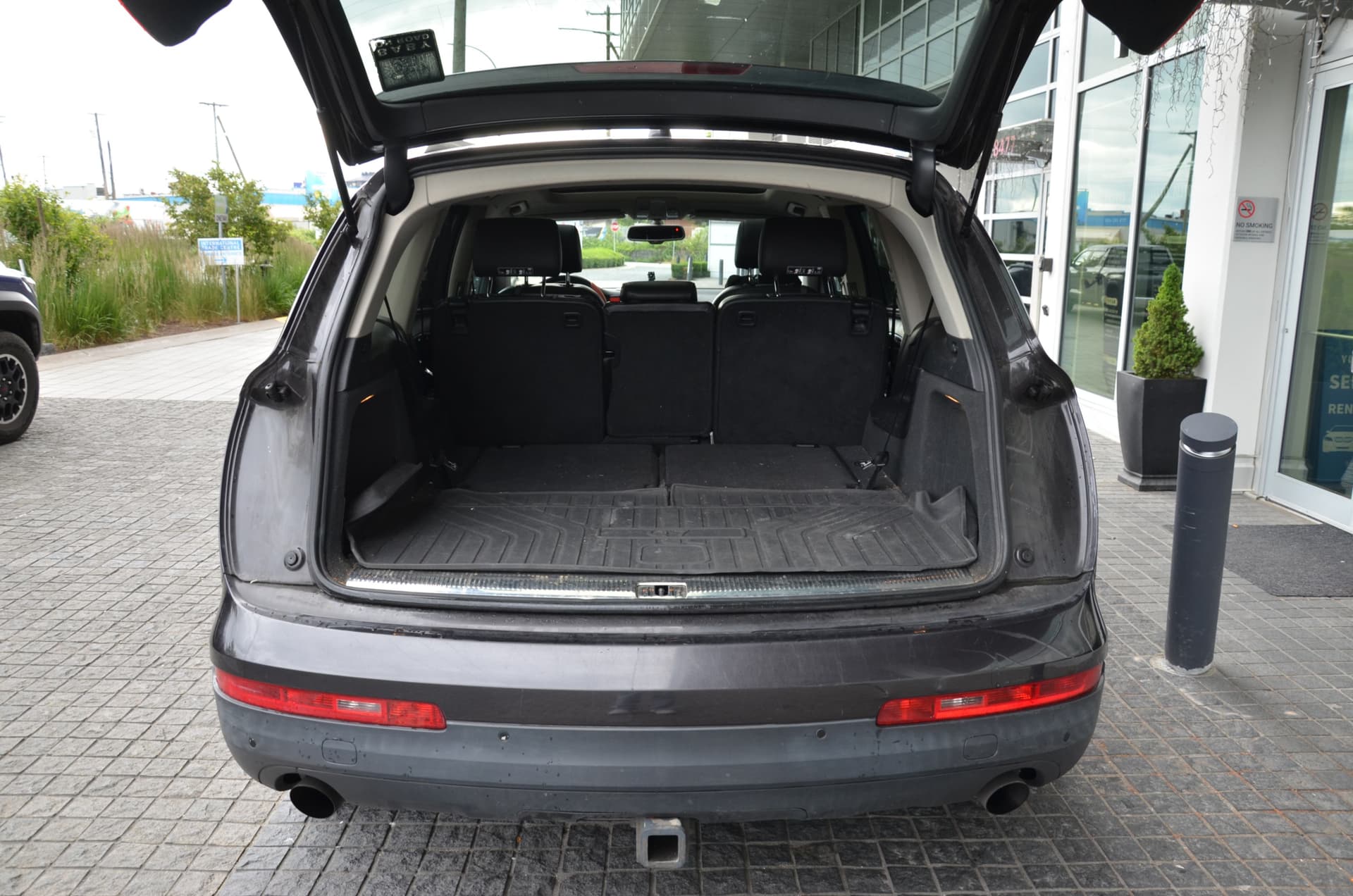 2009 Audi Q7 Quattro 4dr 3.6L