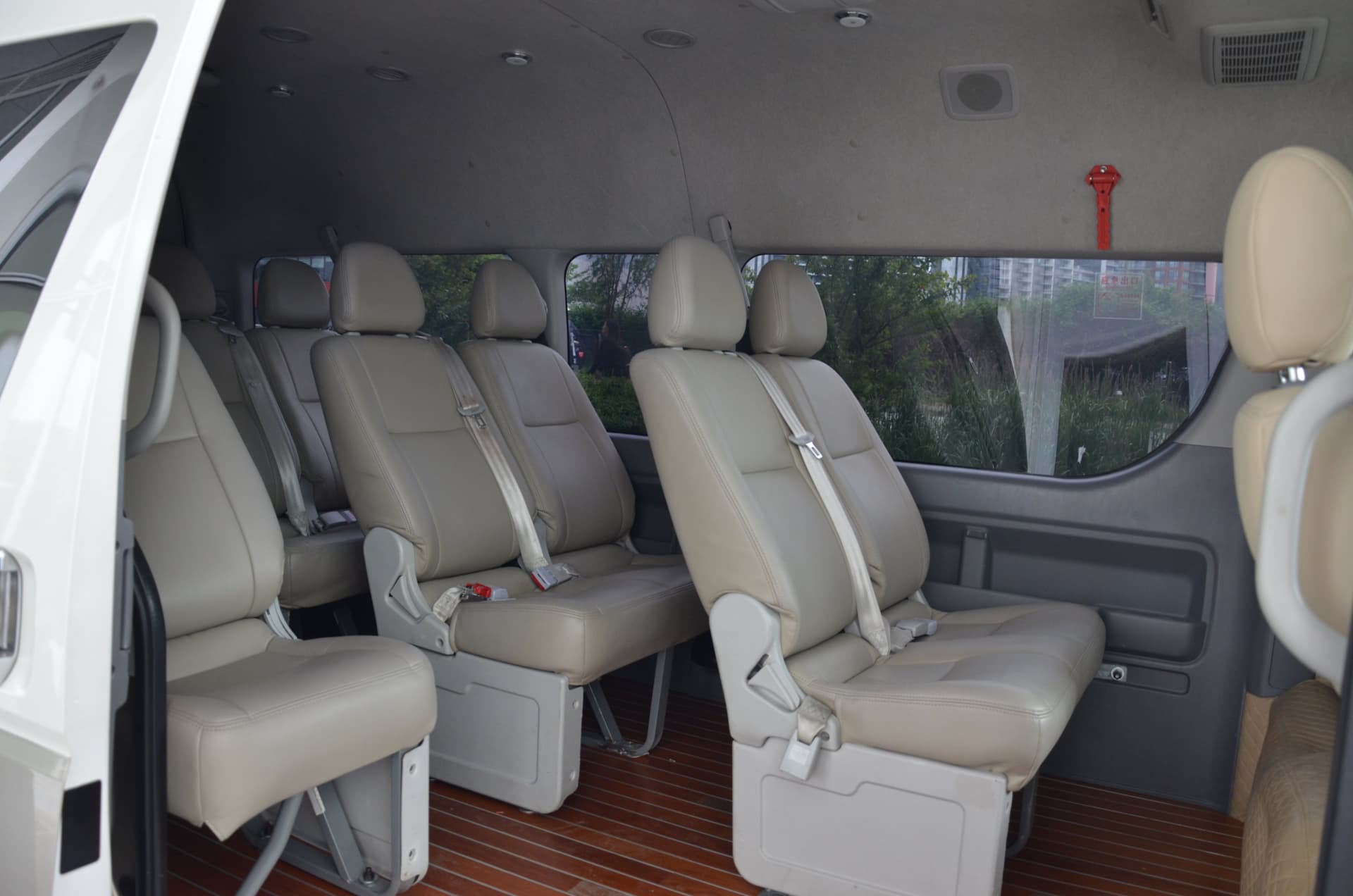 2010 Toyota Hiace GL