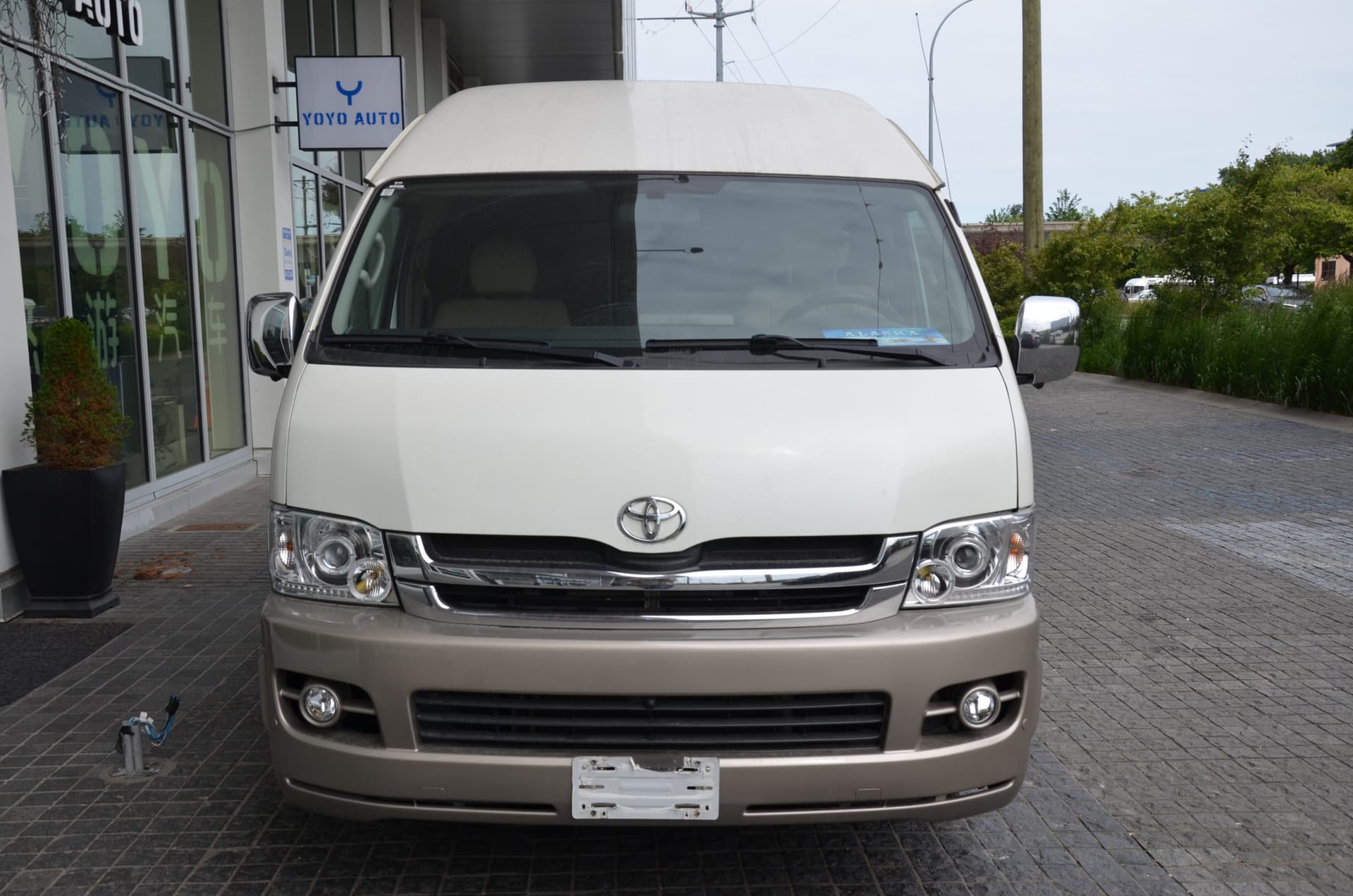 2010 Toyota Hiace GL