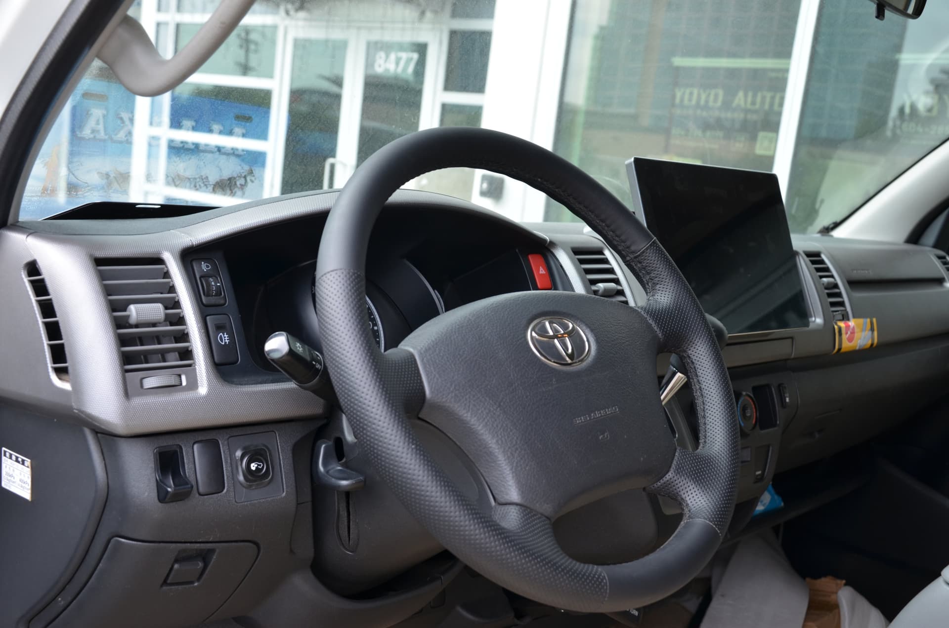 2010 Toyota Hiace GL