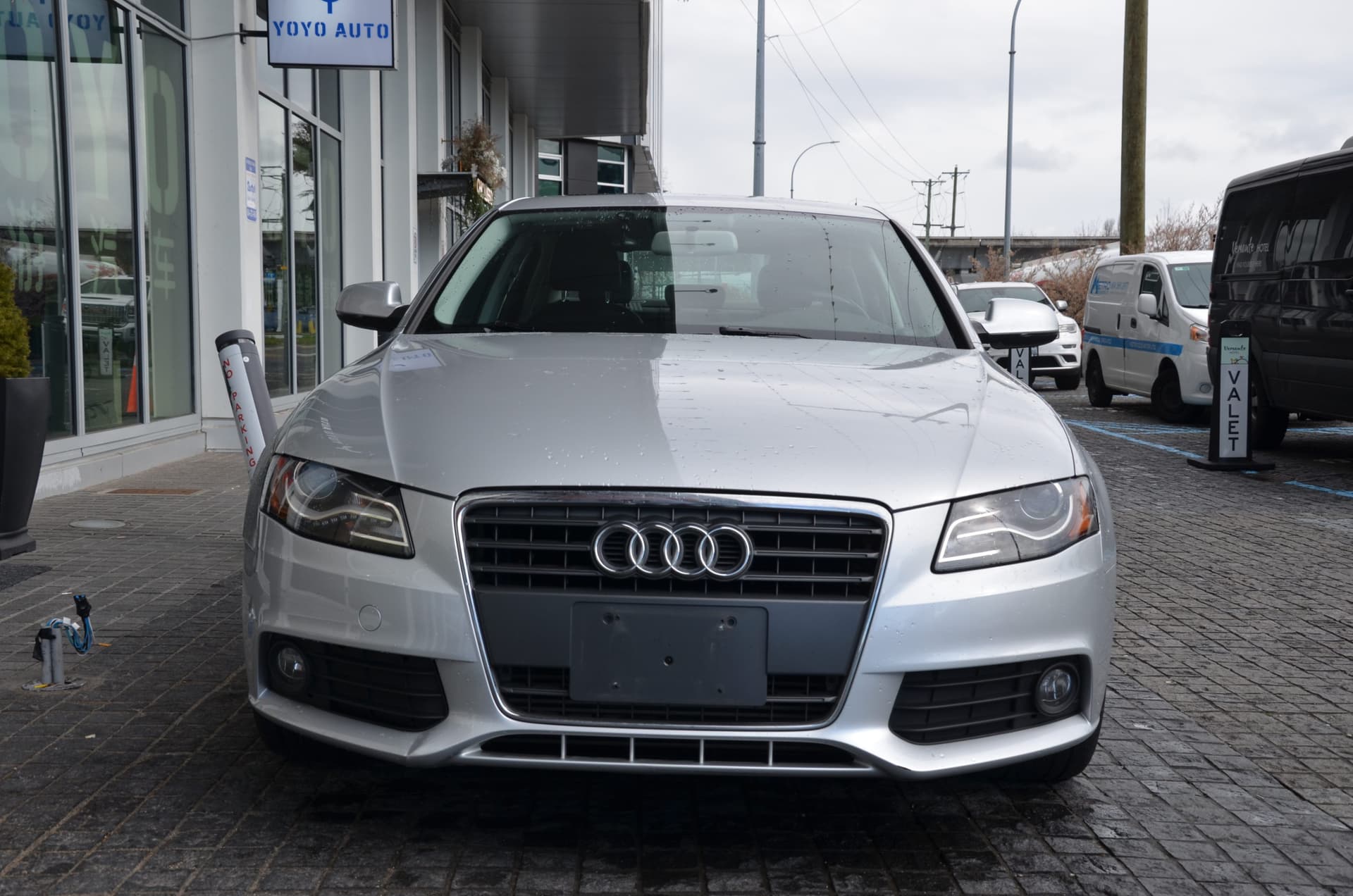2011 Audi A4 4dr Sdn CVT FrontTrak 2.0T