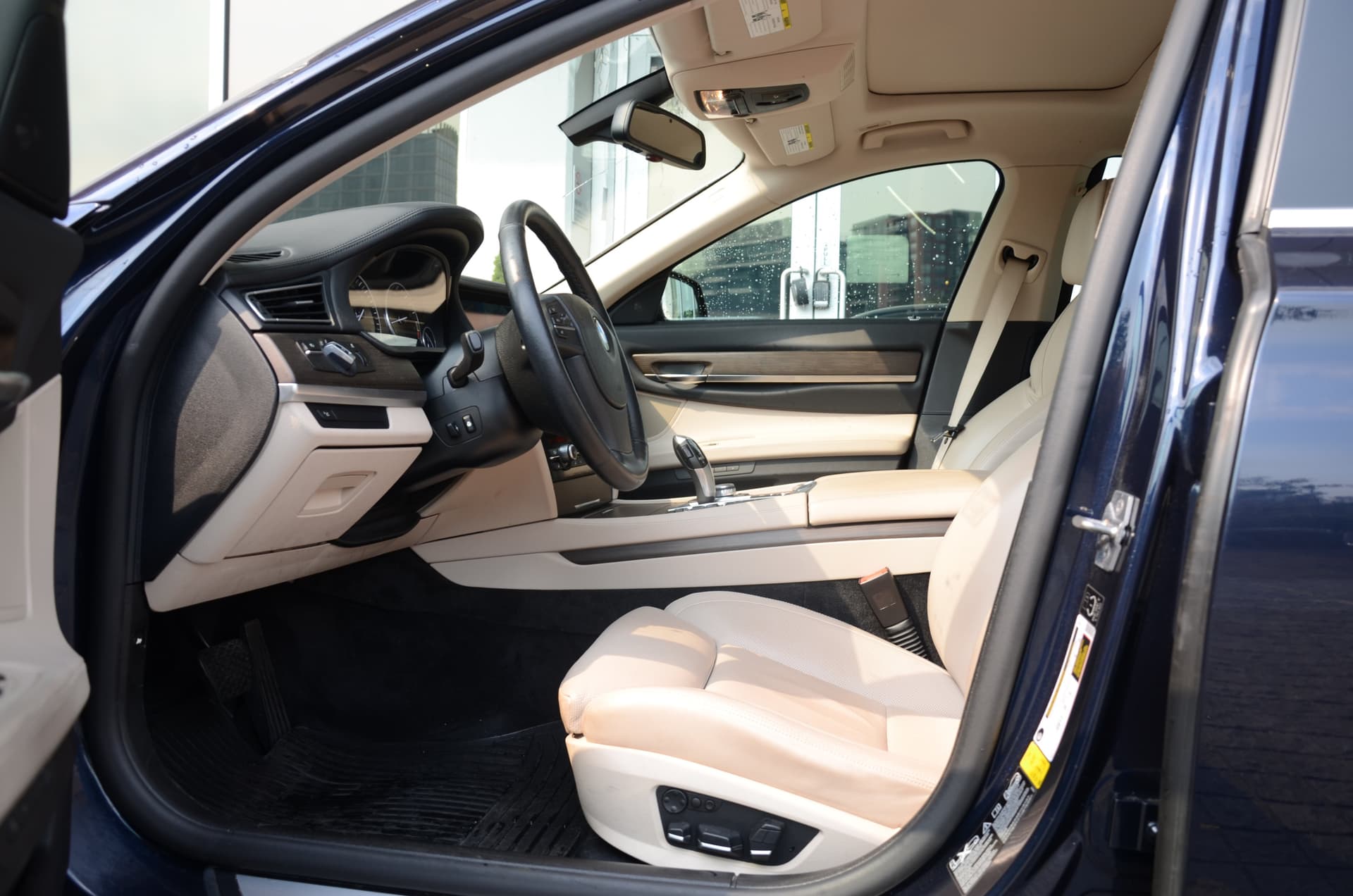 2011 BMW 7-Series 4dr Sdn 750Li xDrive AWD