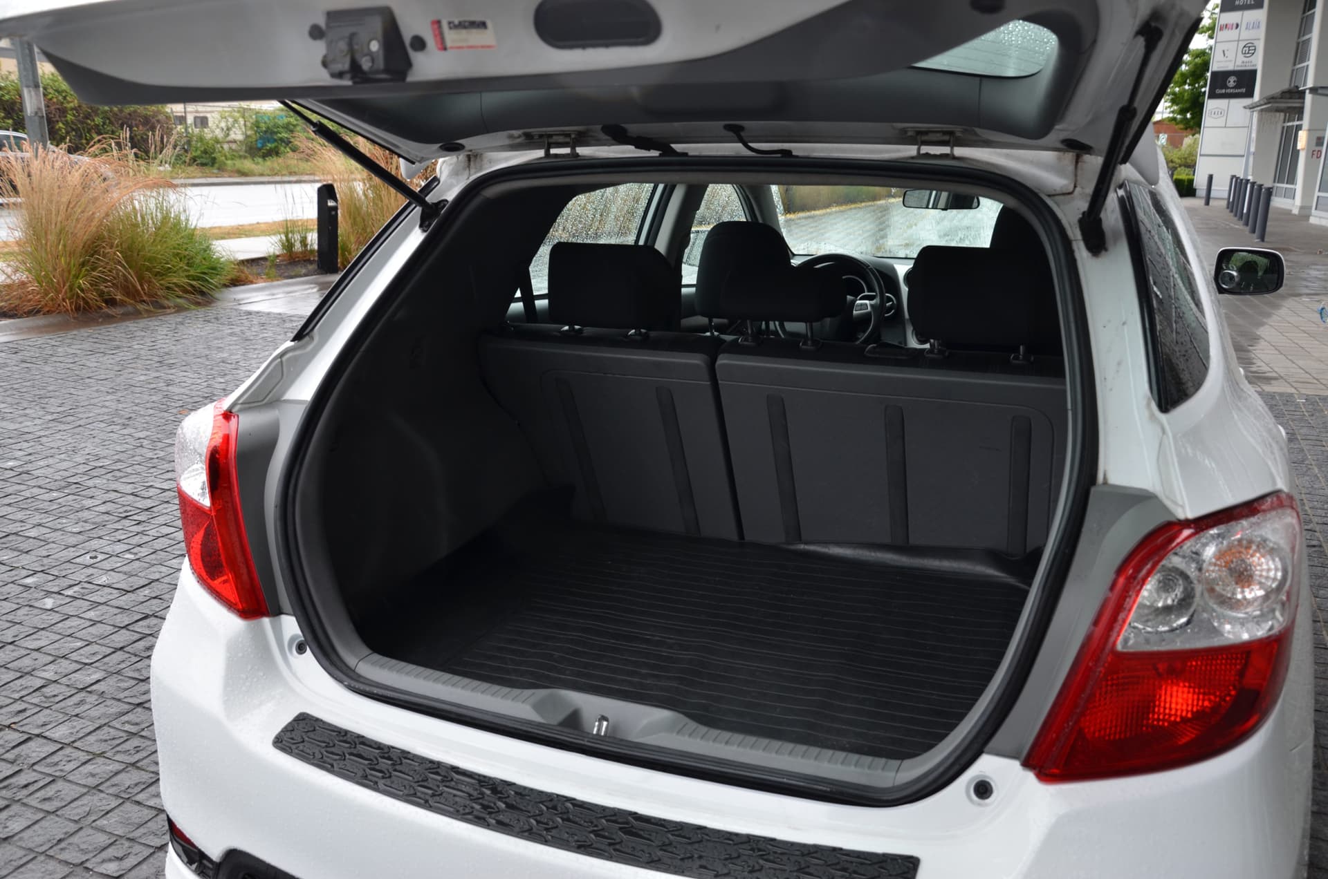 2011 Toyota Matrix 4dr Wgn FWD