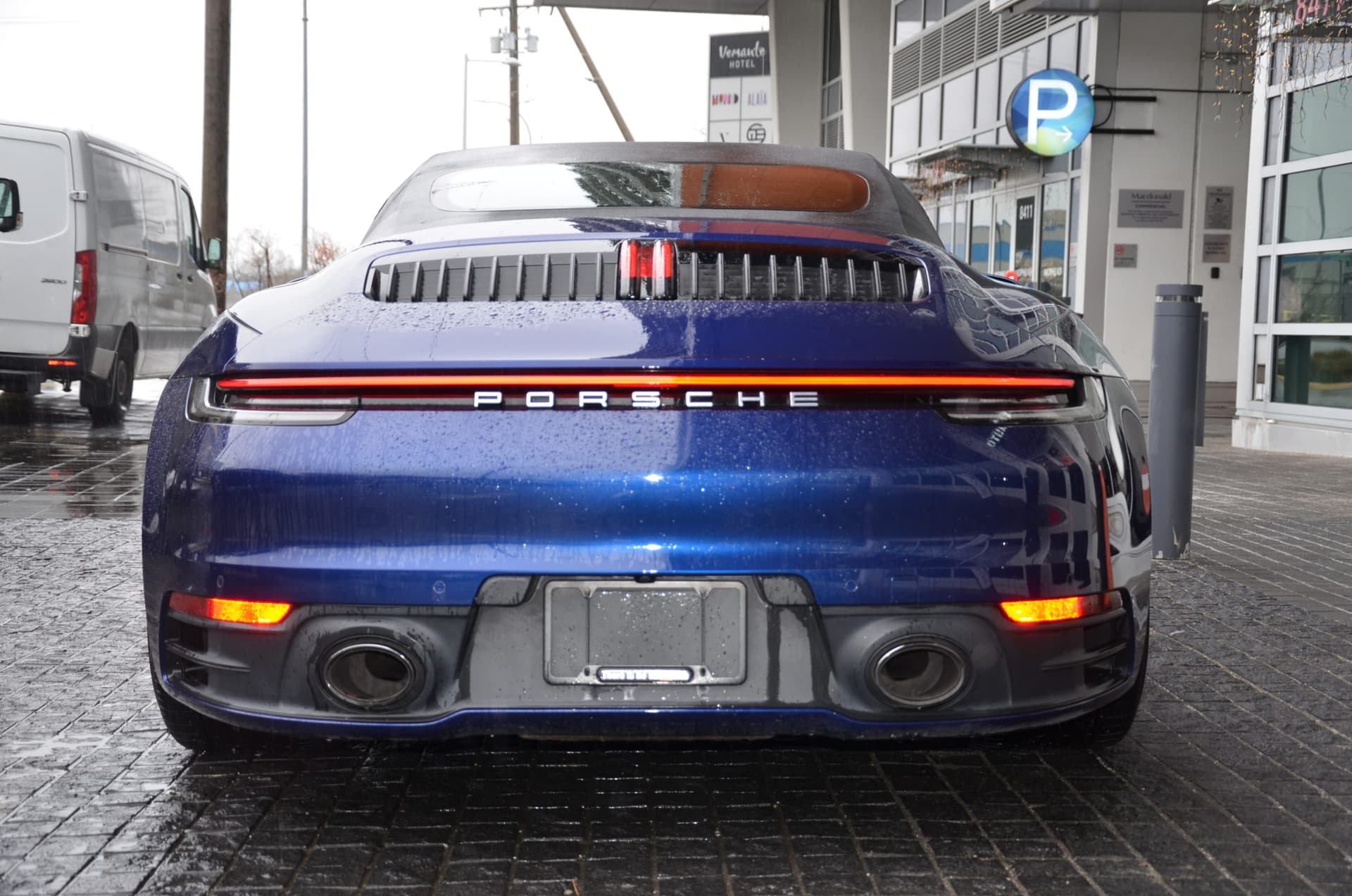 2020 Porsche 911 Carrera S Cabriolet
