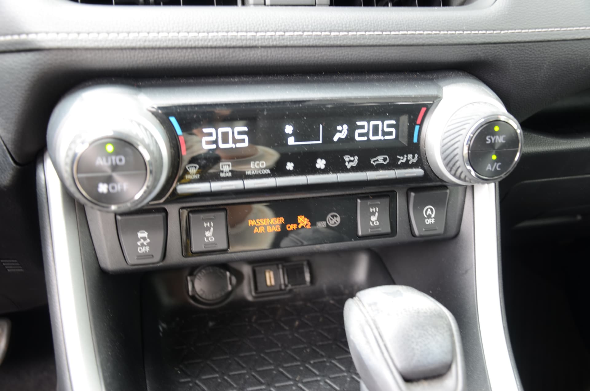 2021 Toyota RAV4 XLE AWD
